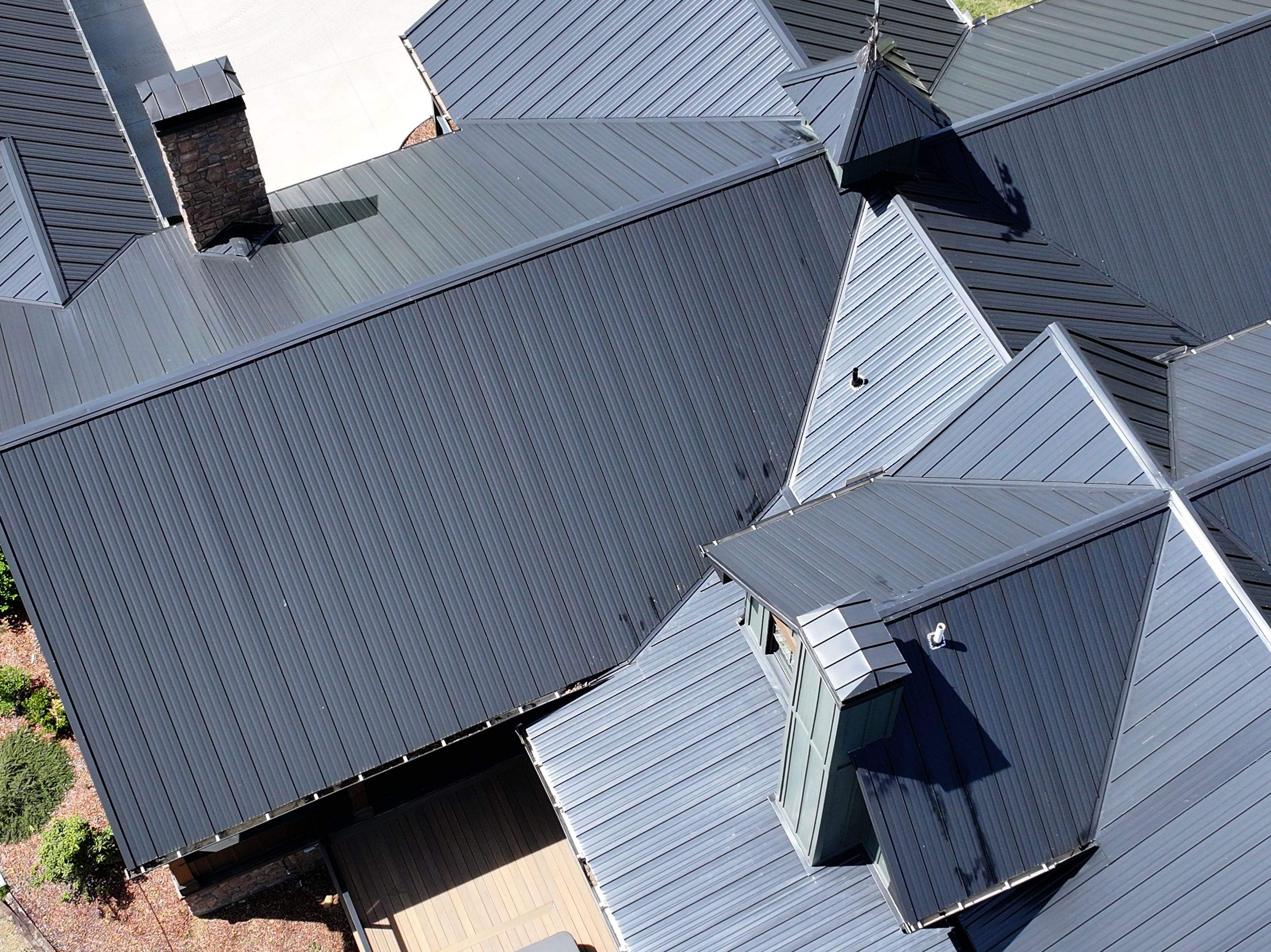 Rogers Residence by Omnia Roofing