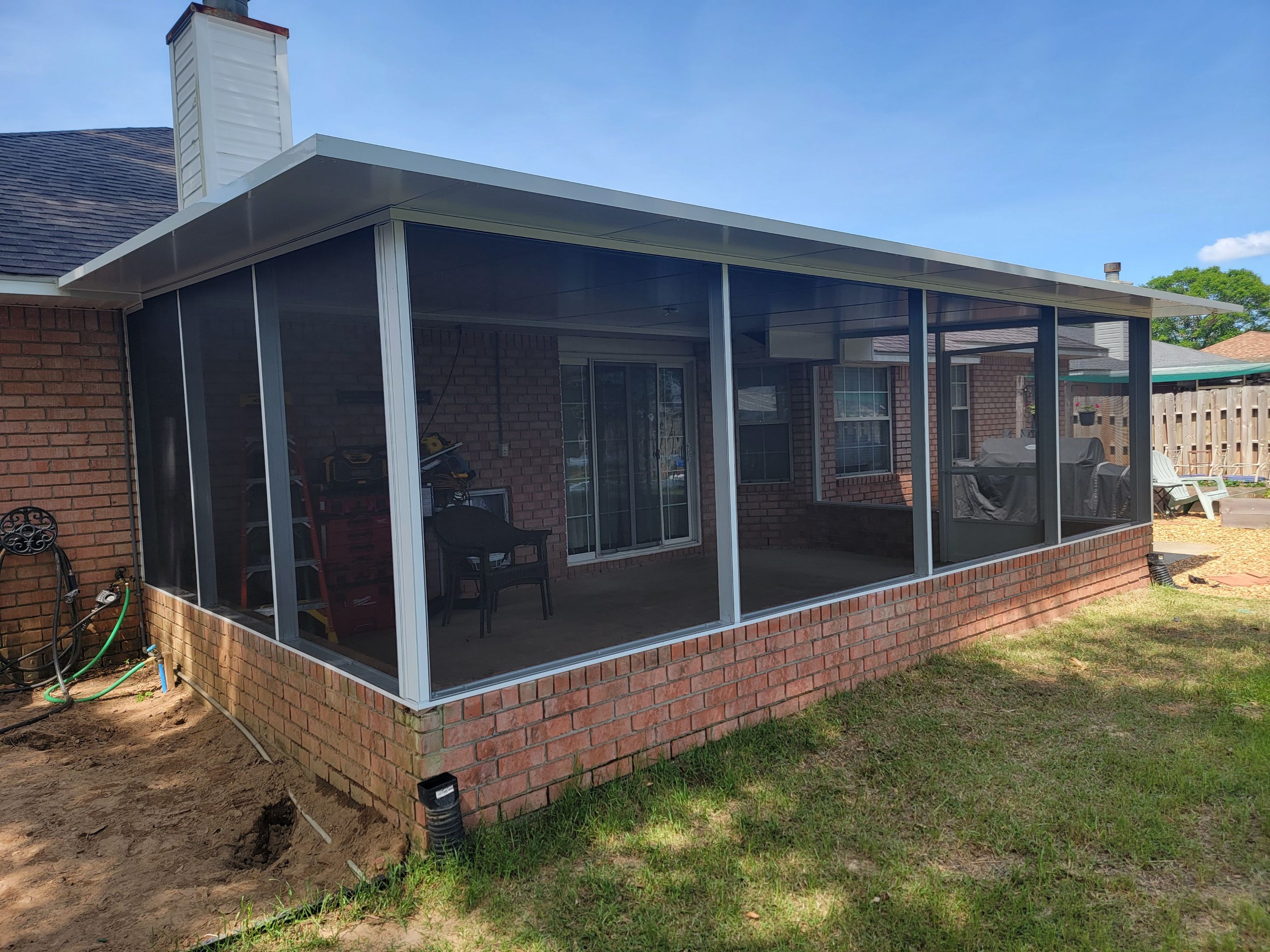 Screen Room in Milton w/Brick Kneewall by Titan Sunrooms
