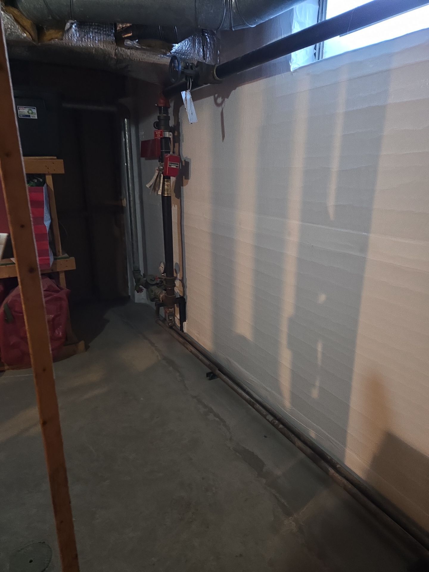 Interior Basement Waterproofing System with Embedded Fiber Reinforcement by Toledo Basement Repair 