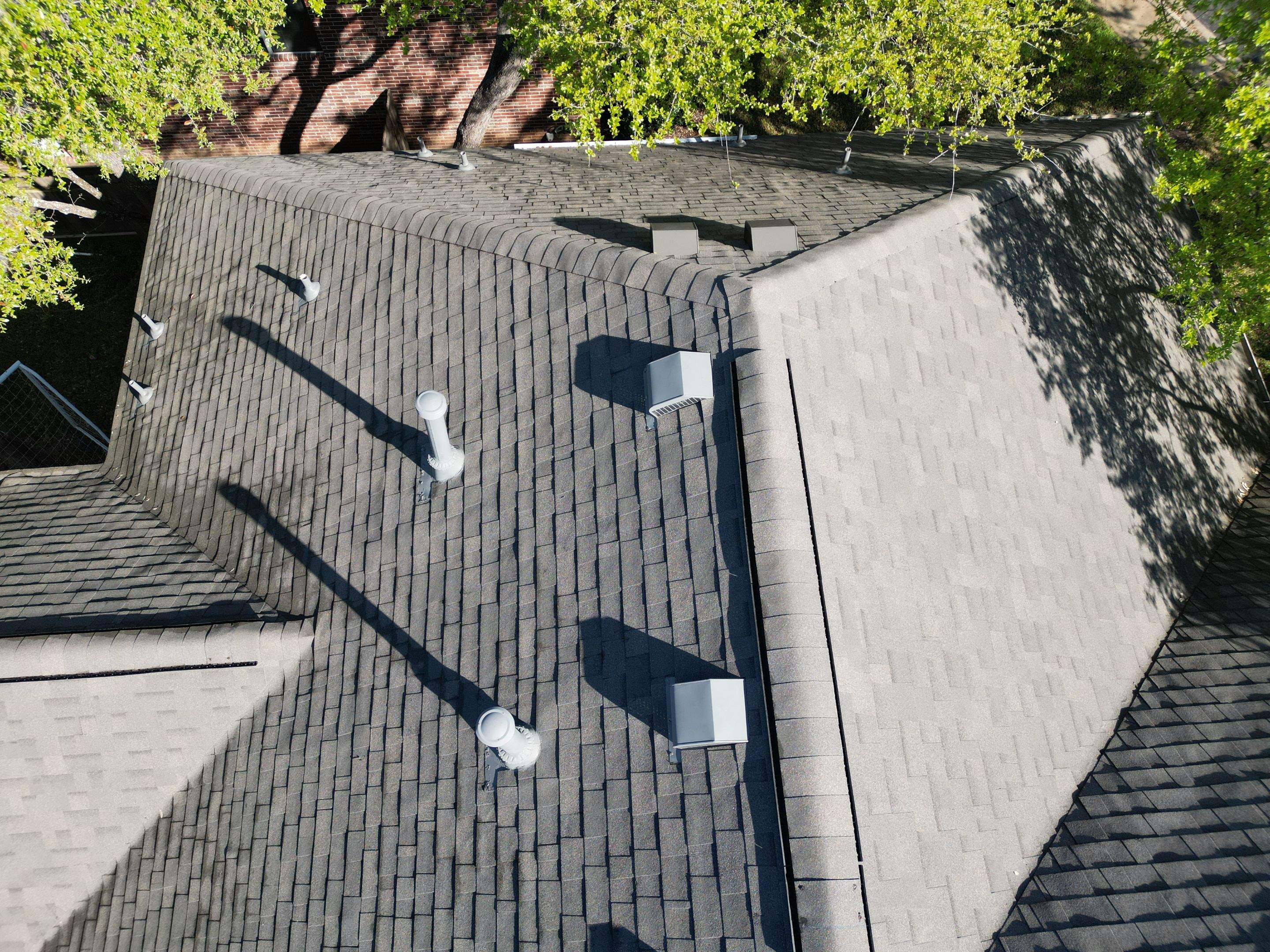 Weathered Wood - Malarkey Highlander by RoofsOnly.com