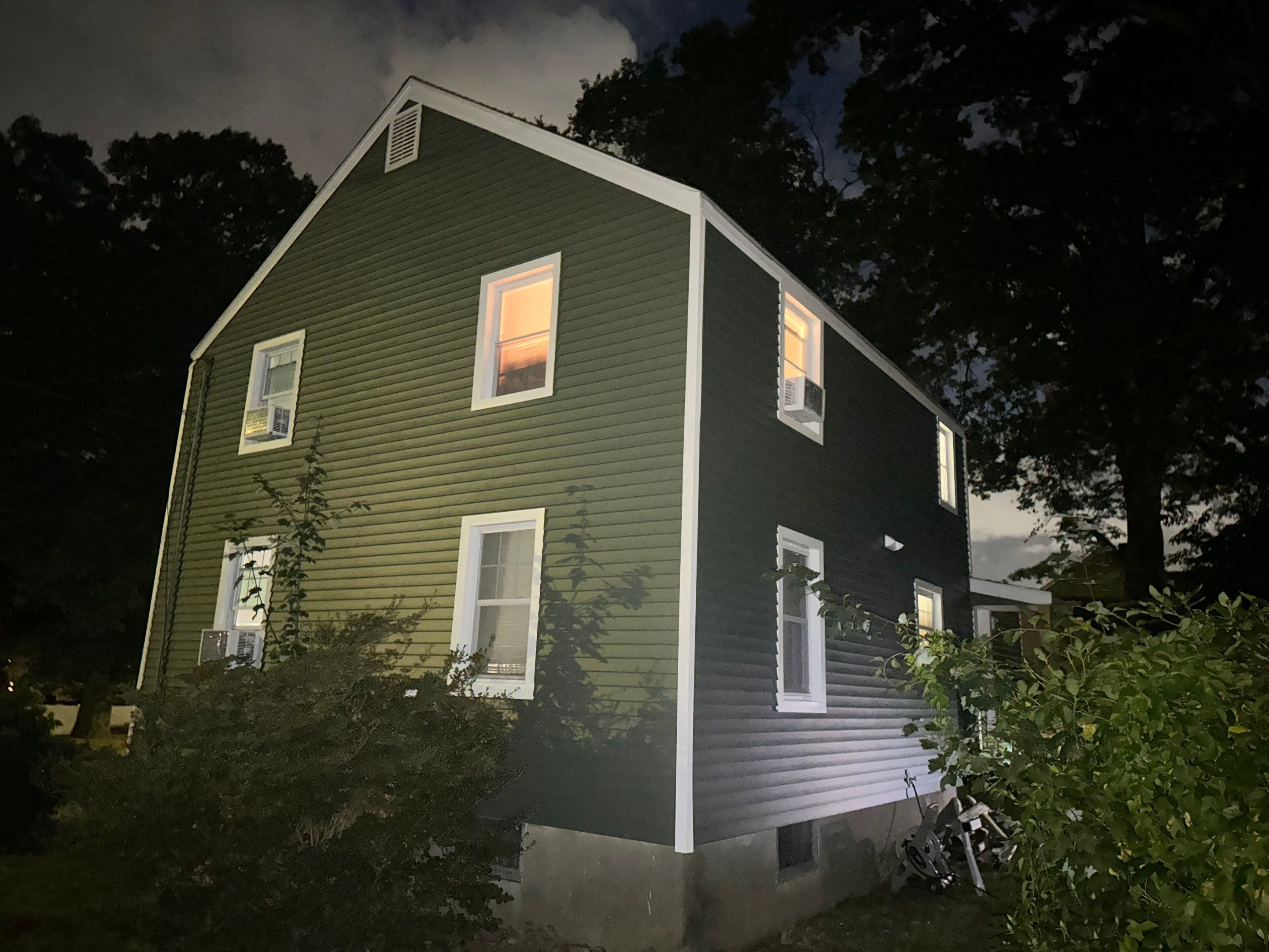 Siding Installation using CertainTeed Monogram Vinyl Siding - D4 - Forest by A Plus Exterior