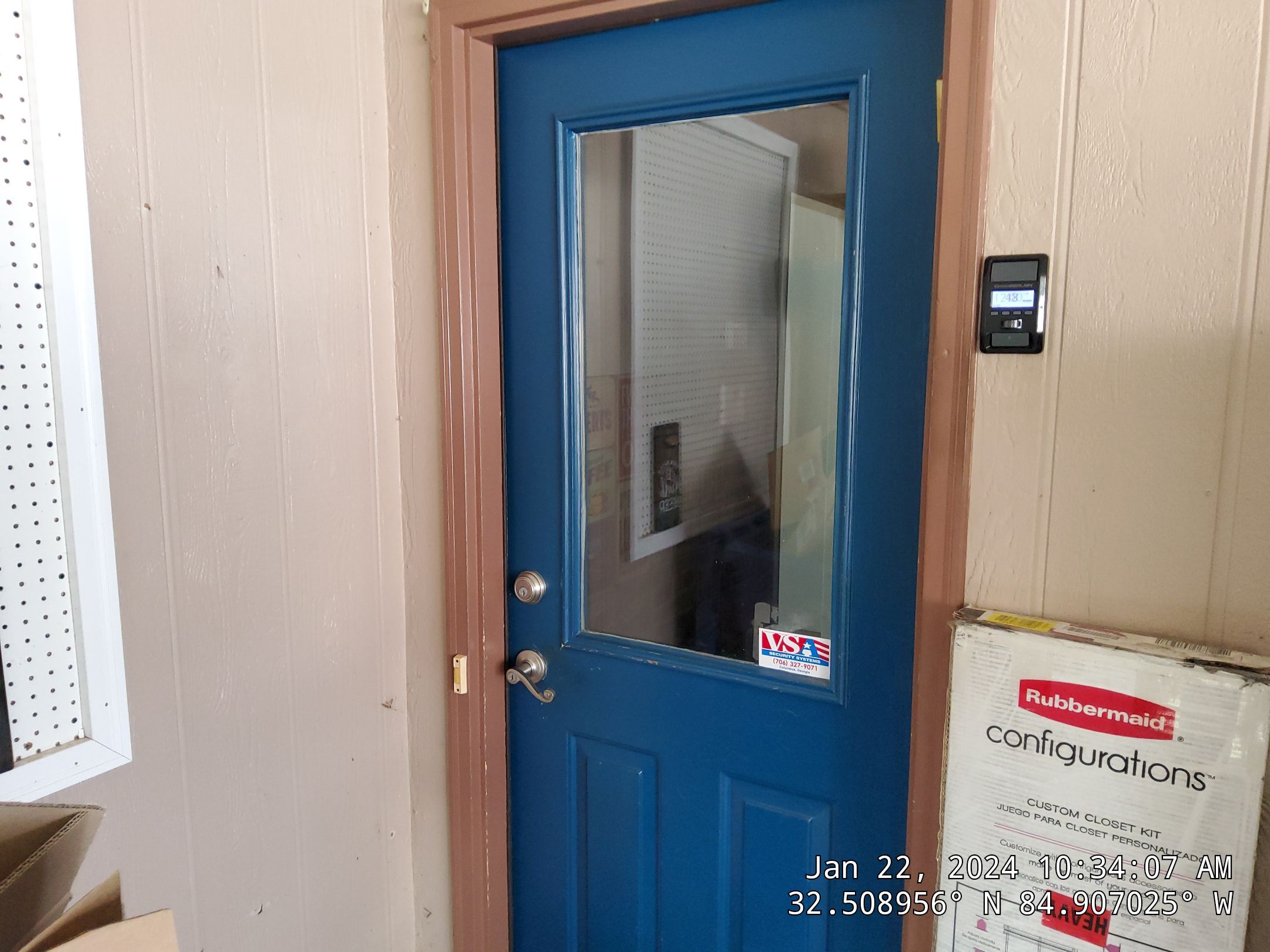 Residential Door Repair by iGreen Solutions
