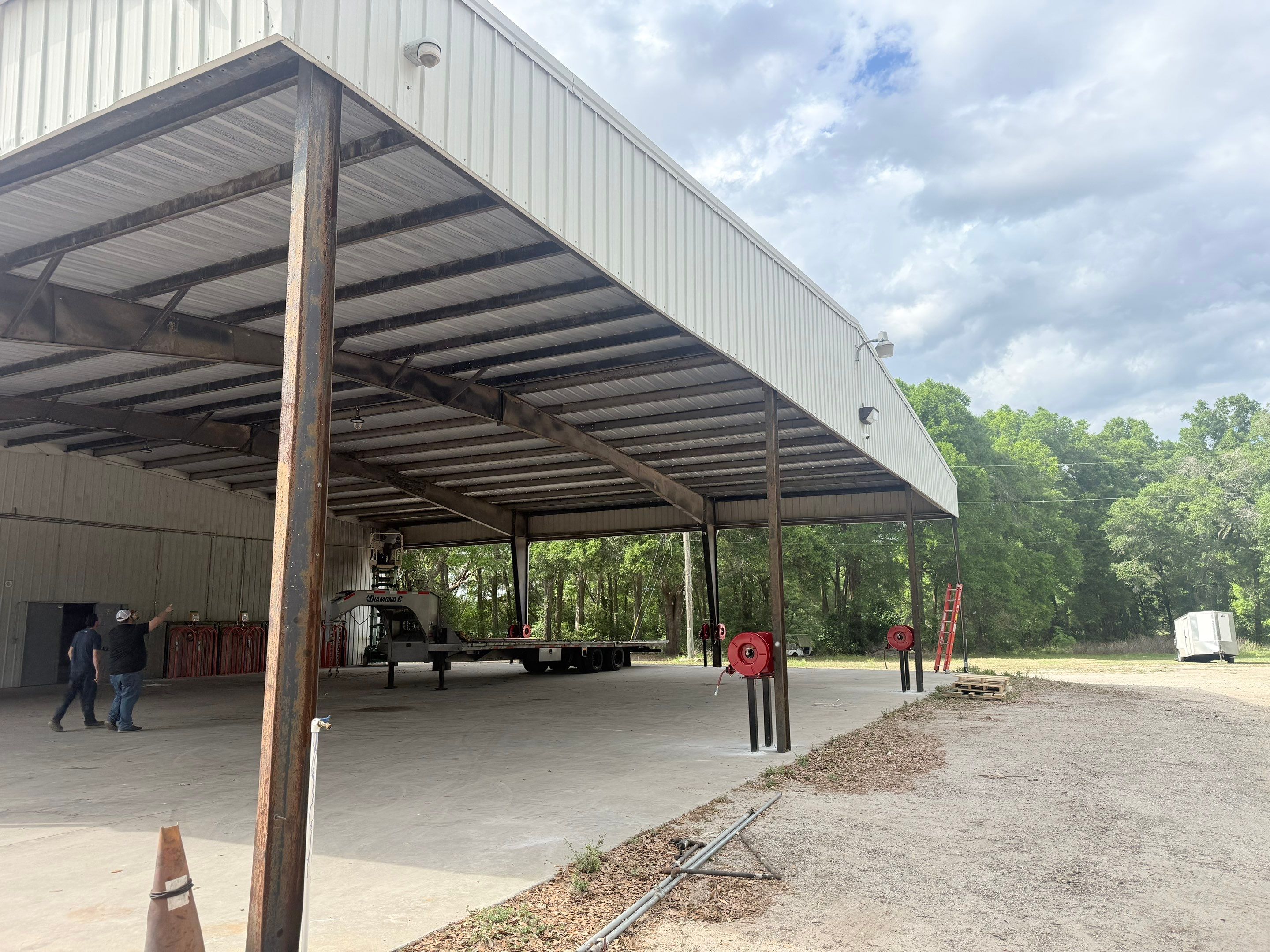 Ocala Metal Building and Gutter Cleaning by Infinite Exteriors LLC