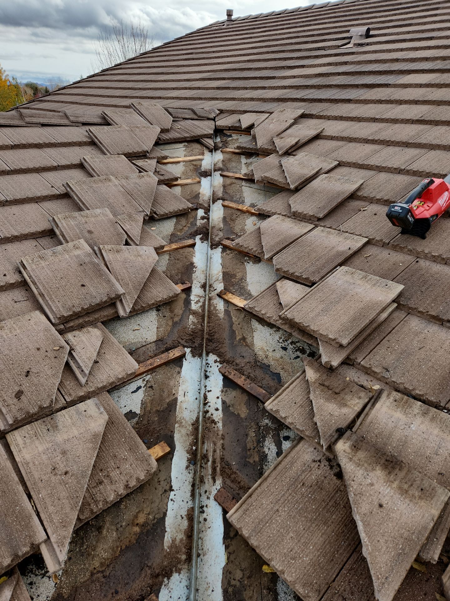 Prescott Concrete Tile Roof Valley Repair by Badger Roofing