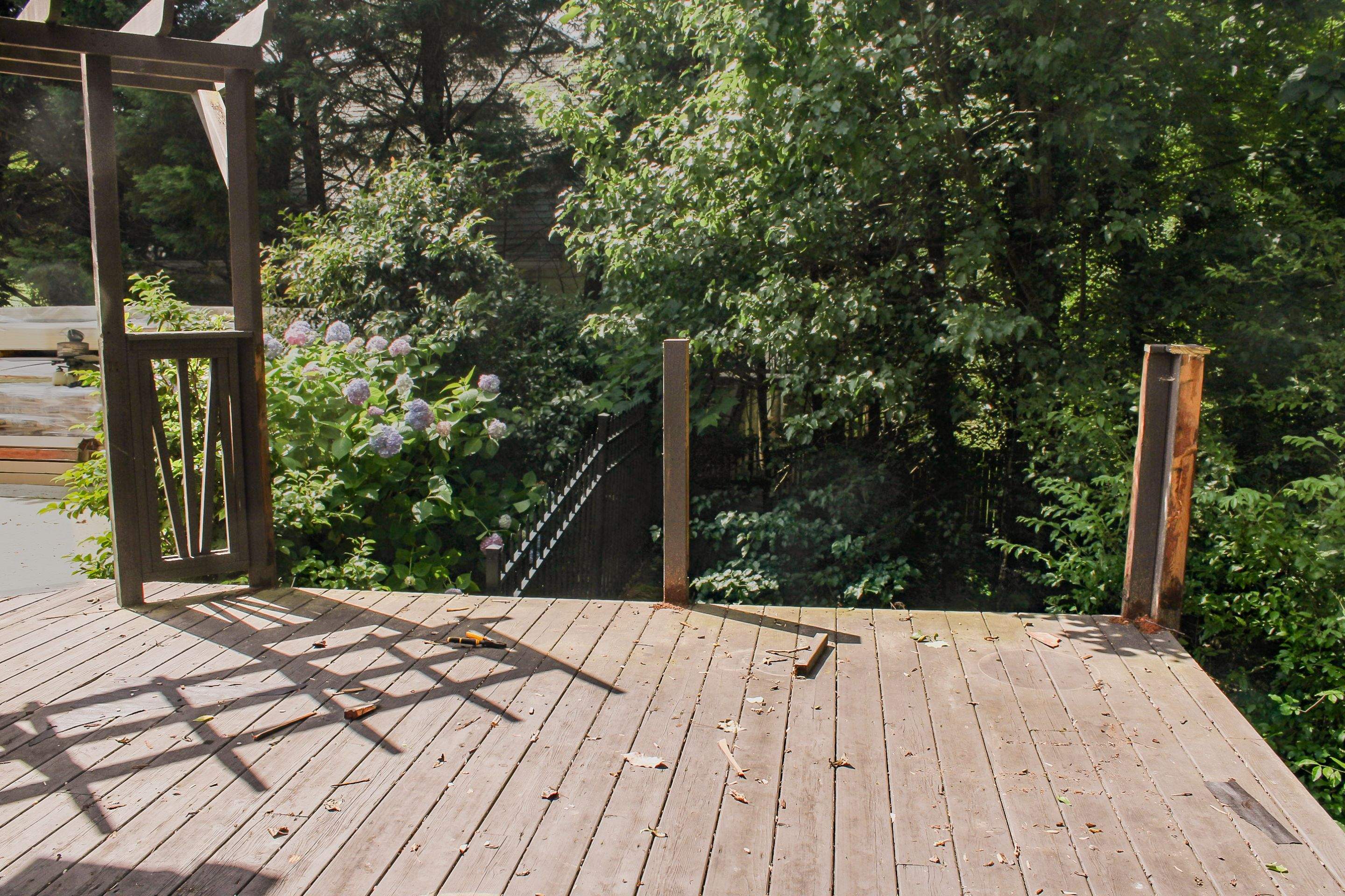 Deckorators Voyage Deck and Shed Style Covered Porch Build with Drink Rail by Nelson Exteriors