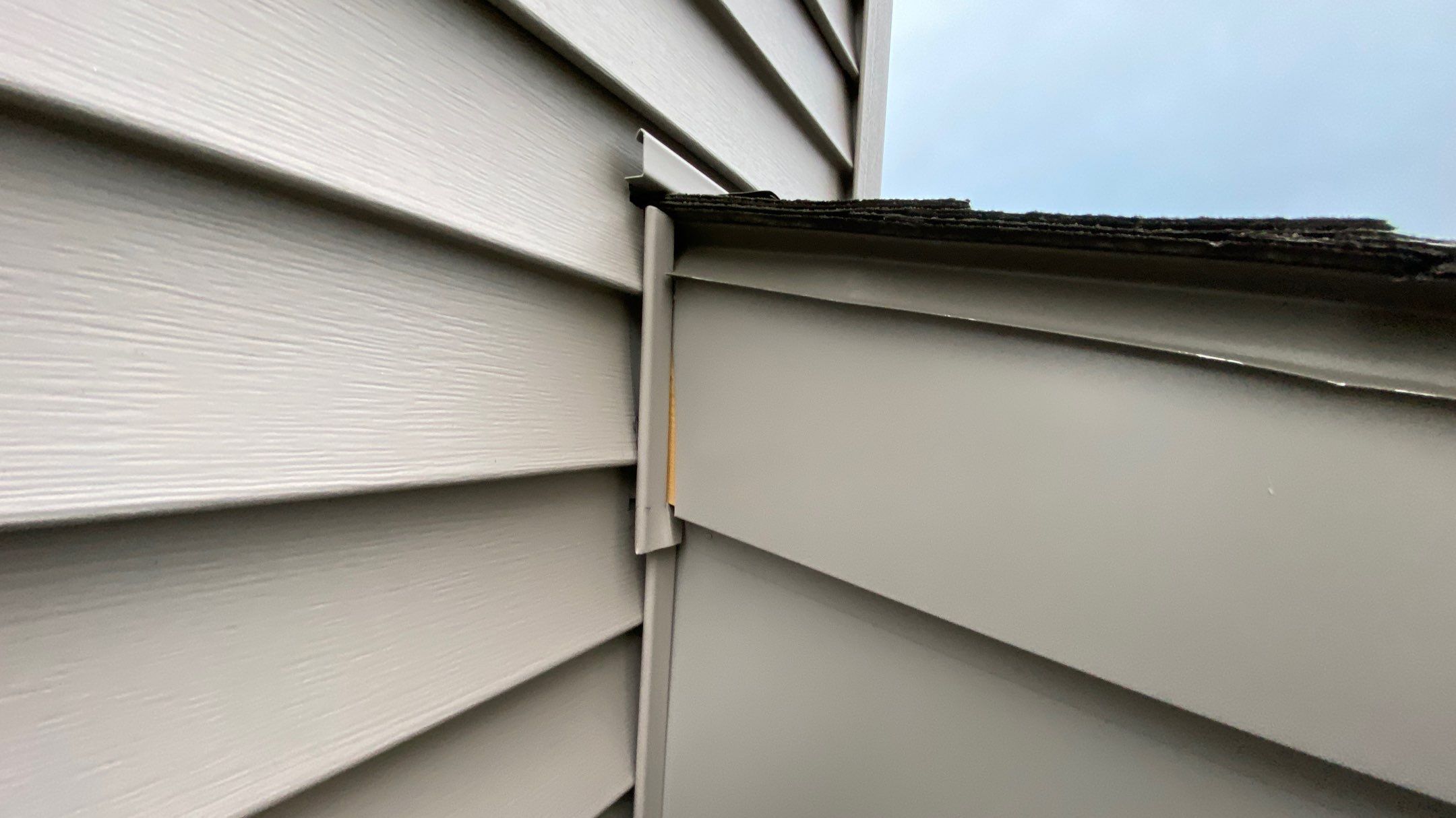 Siding Replacement using CertainTeed Restoration Classis D4 by 180 Contractors