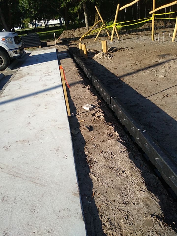 Bradenton, FL  4 ft. Tall Concave Vinyl Picket Fence by Asap fence and gates, LLC