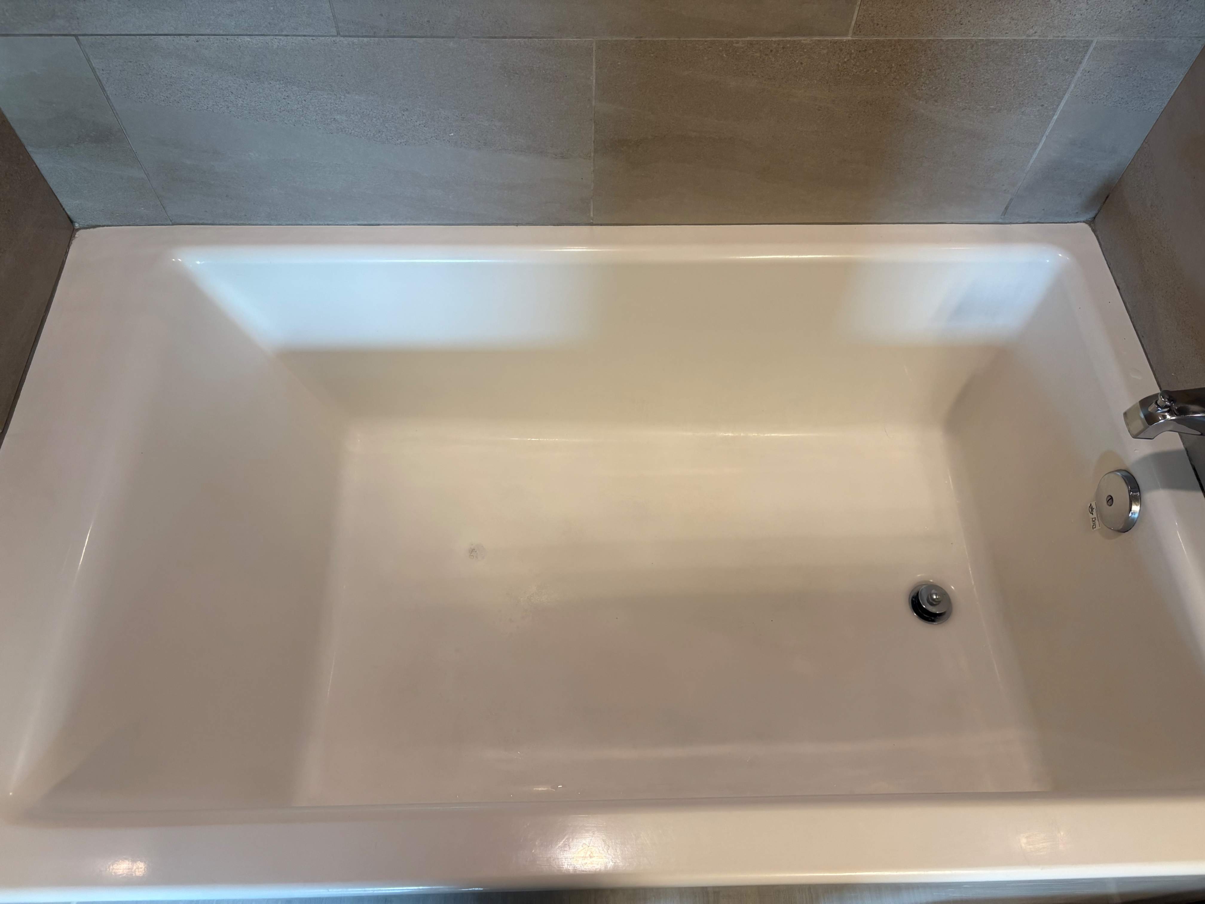 Bathtub Cosmetic Repair by Surface Experts - Cypress / North Katy