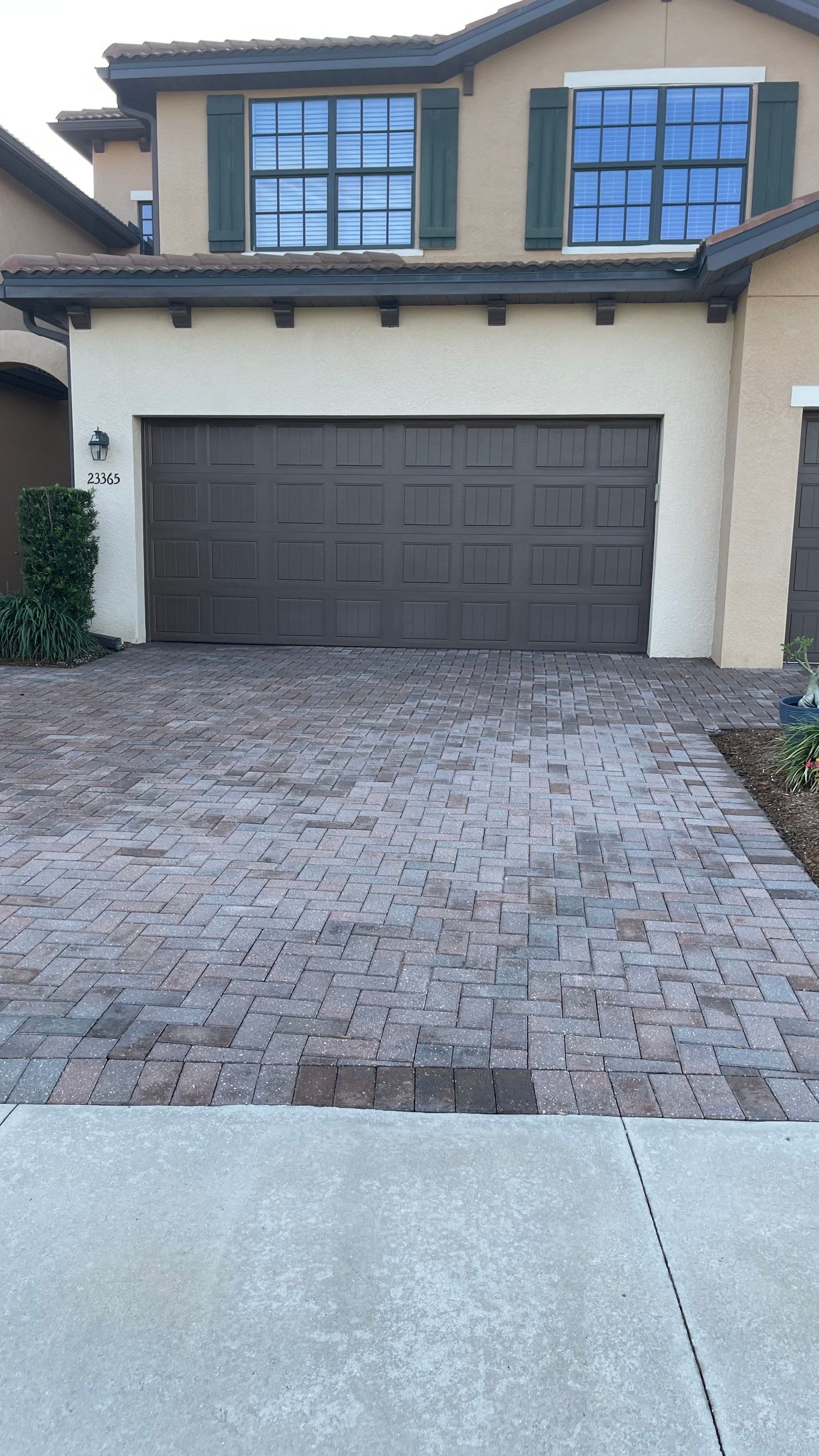 HOA Paver Driveway & Sidewalk Cleaning in Sarasota National, Venice, FL | Sunshine AquaWash by Sunshine AquaWash