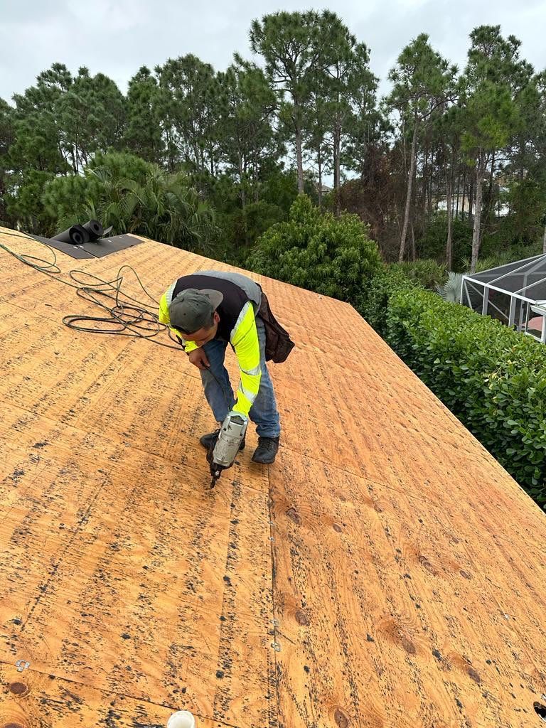 Champagne Standing Seam by Reimagine Roofing