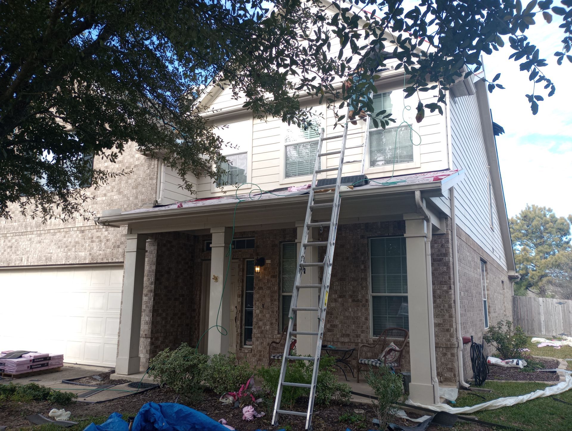 Residential Roofing Installation using Owen's Corning Duration (Lifetime) Shingles by Roof Repair Company