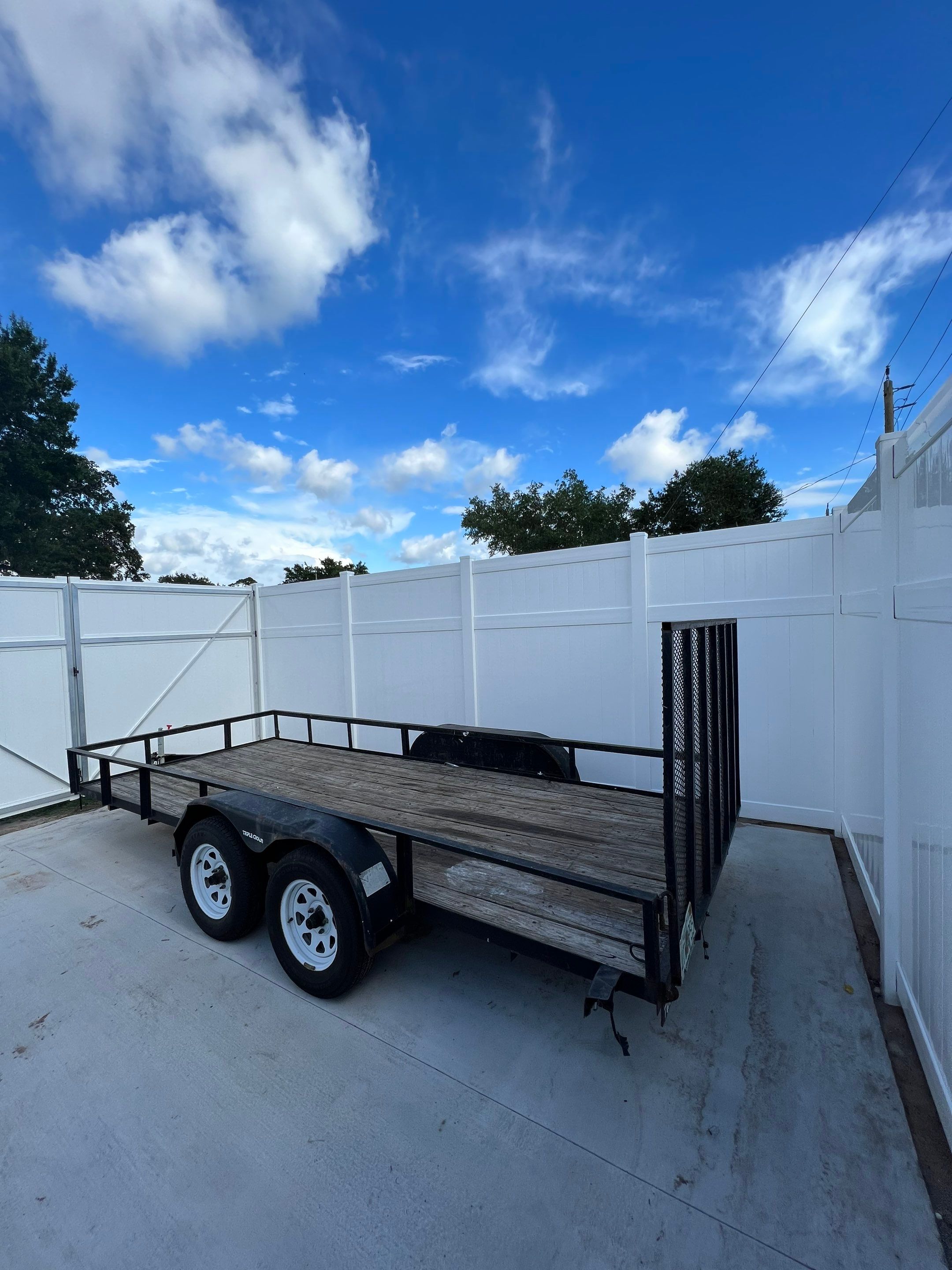 Palmetto, FL 6+2 White Vinyl Privacy Fence by Asap fence and gates, LLC