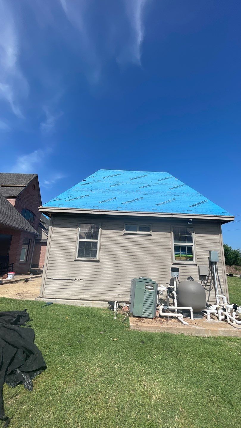 Residential Roof Replacement using CertainTeed Landmark (Weathered Wood) by Sentry Roofing