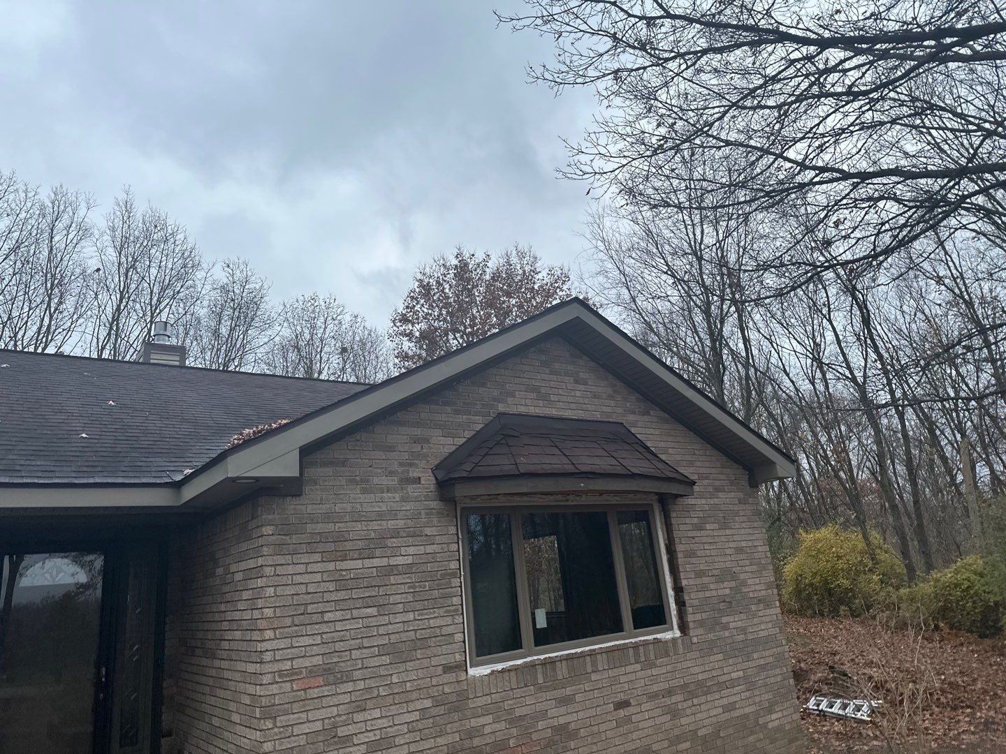 Siding Replacement using Alside S7 Cedar Mill Grain Composite by 180 Contractors