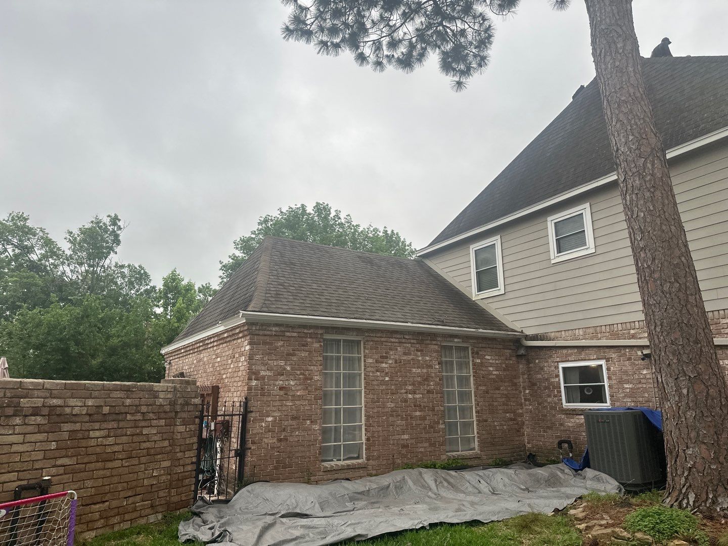 Residential Roofing Installation using Owen's Corning Duration (Lifetime) Shingles by Roof Repair Company
