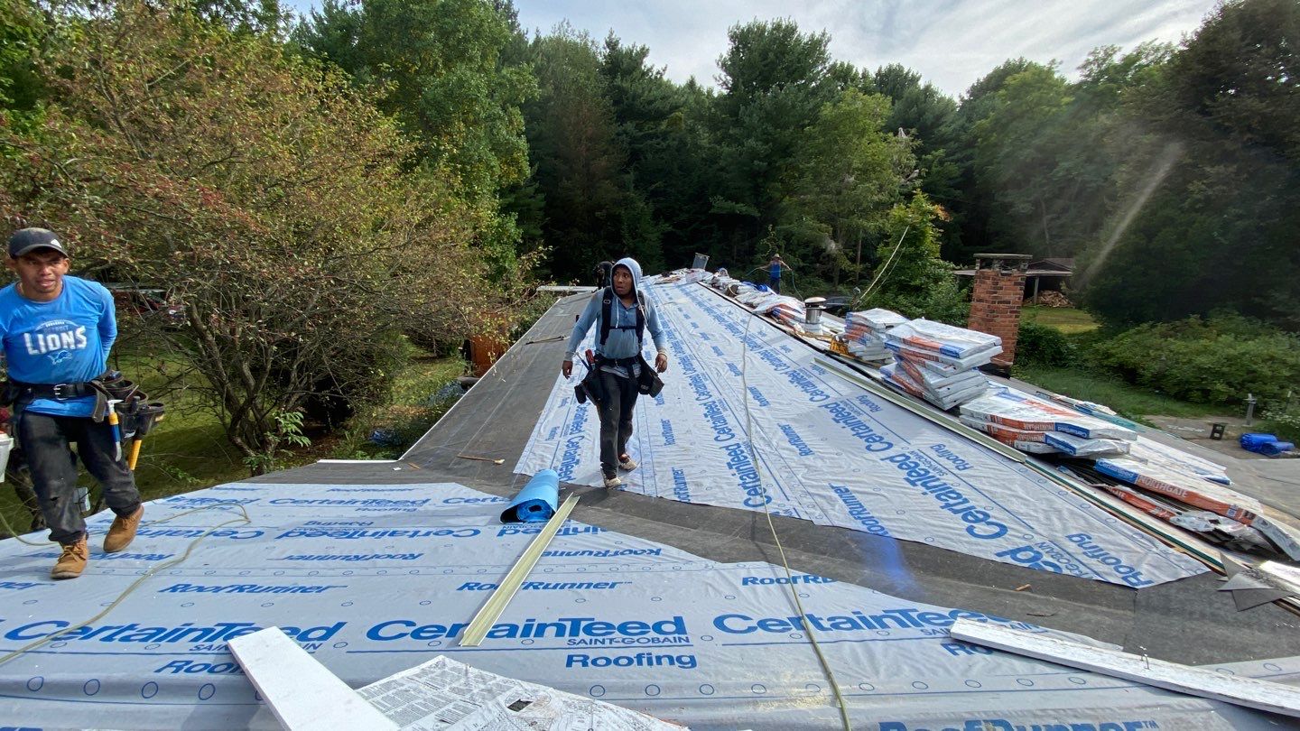 Roof Replacement using CertainTeed Landmark by 180 Contractors