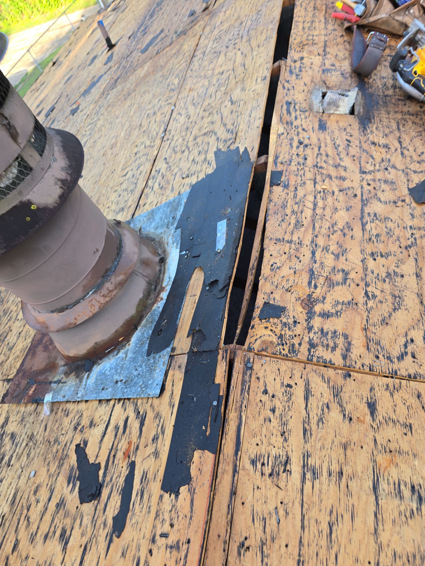 Roof Replacement Houston by Roof Repair Company
