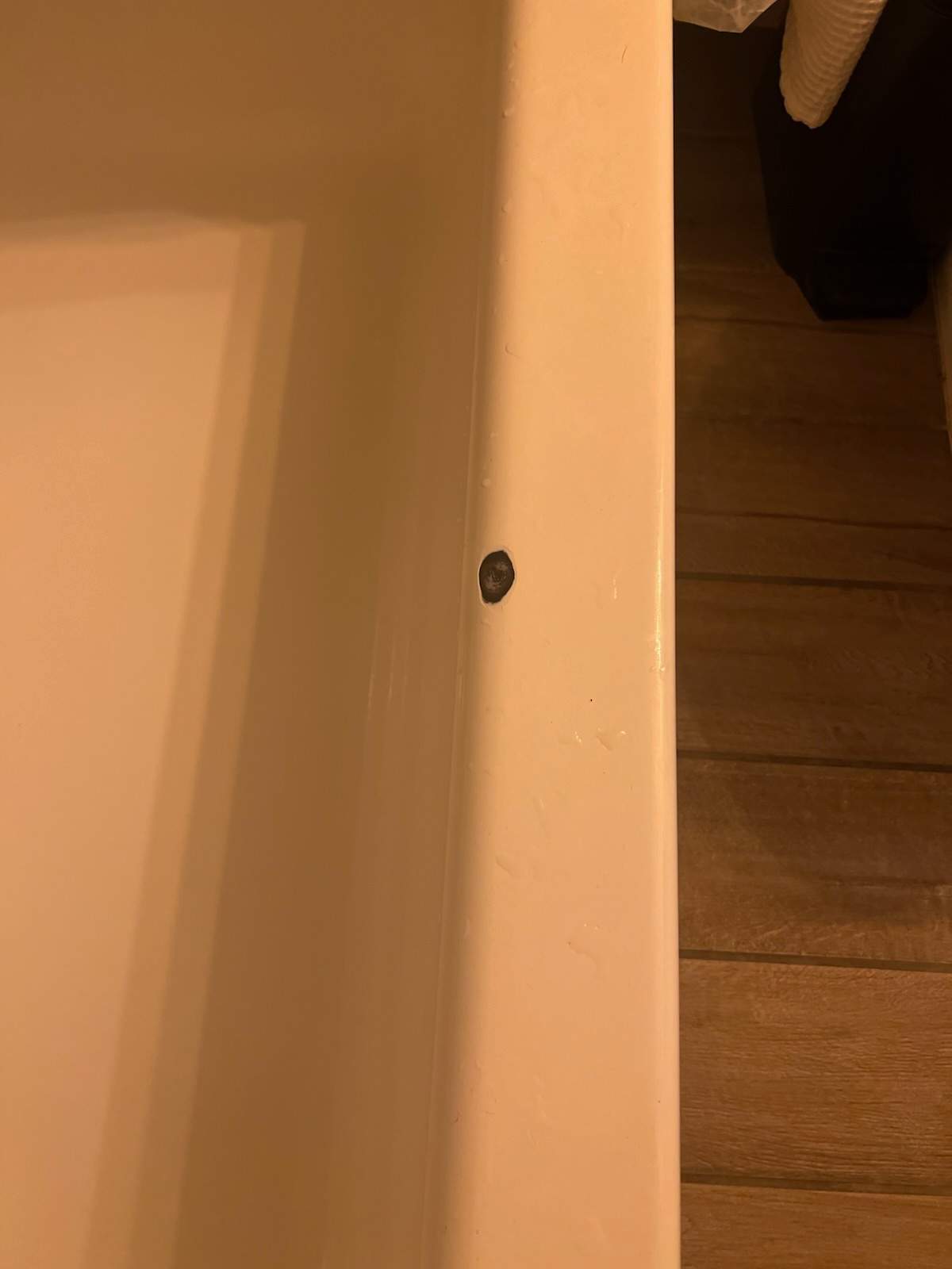 Bathtub Cosmetic Repair by Surface Experts - Cypress / North Katy