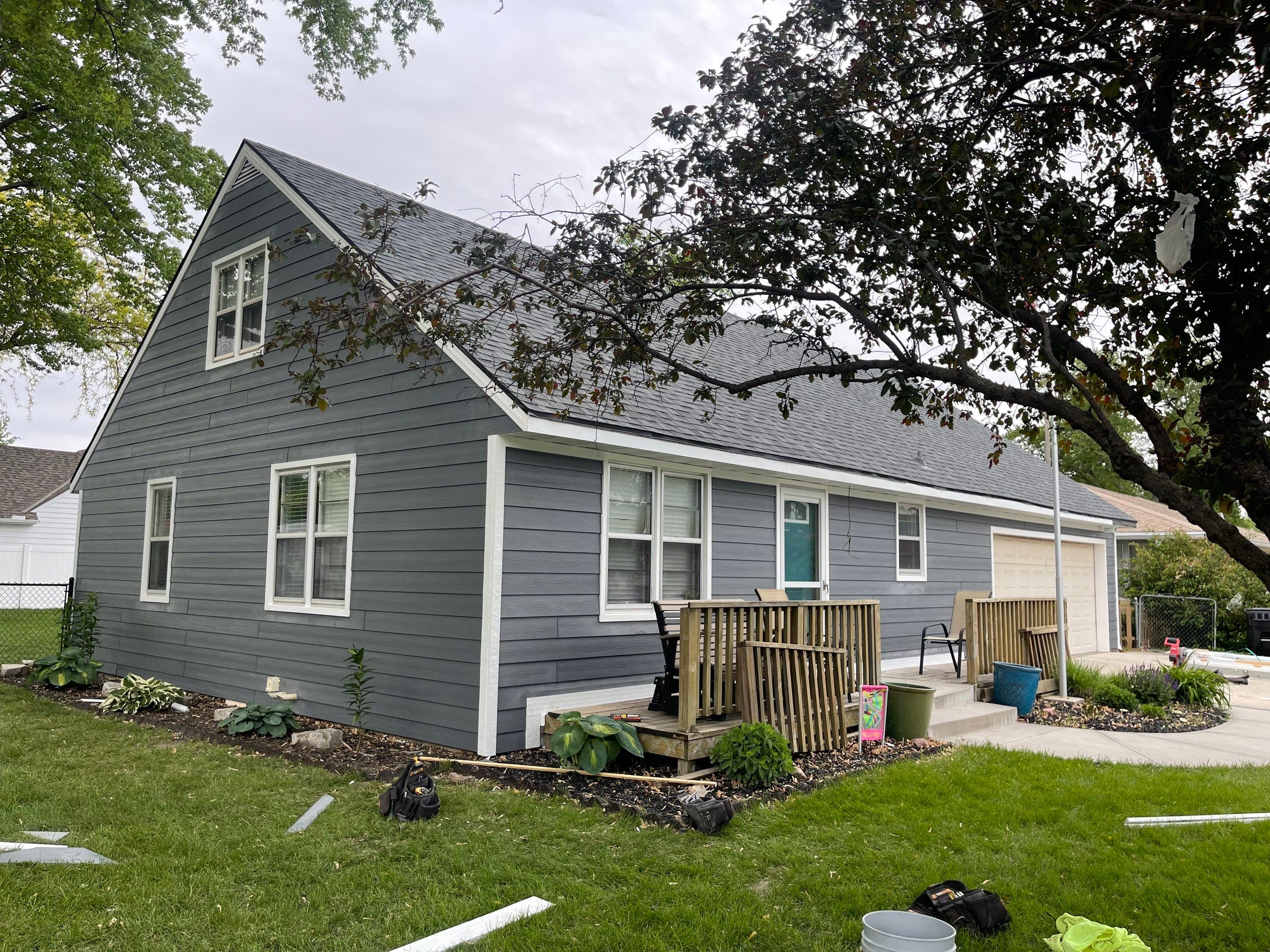 James Hardie by Lightning Exteriors