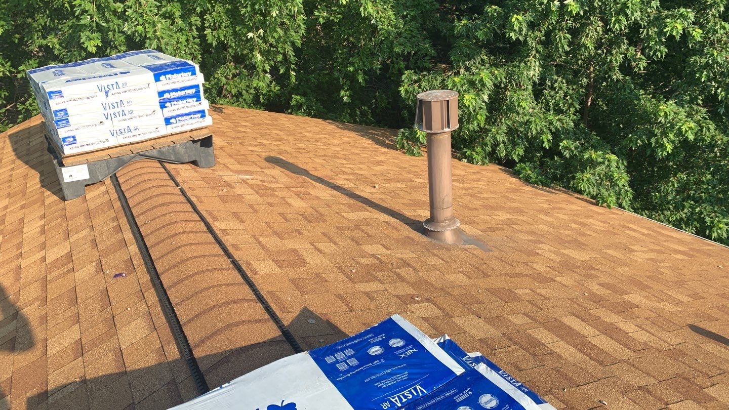 Malarkey Vista - Weathered Wood by White Castle Roofing