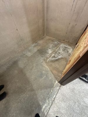 Sioux Falls Basement Floor Transformation with Durable Epoxy Flake Coating