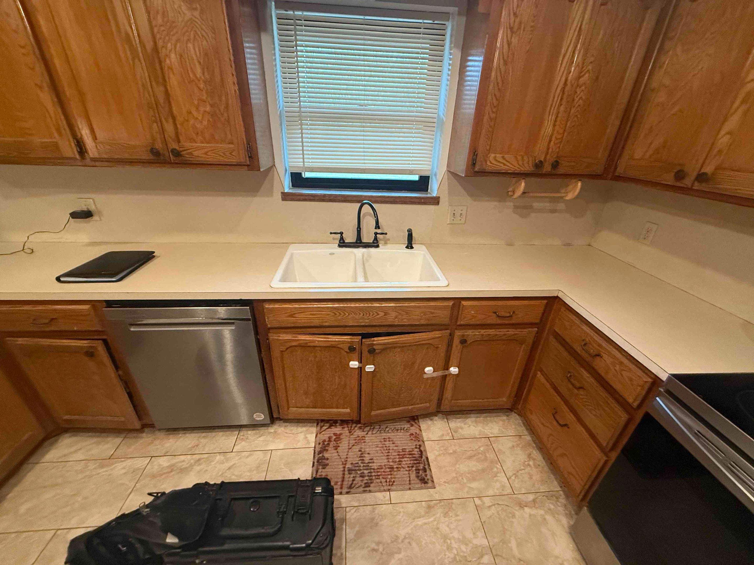 Granite Countertop and Full-Height Backsplash Installation in Washington by TNT Countertops