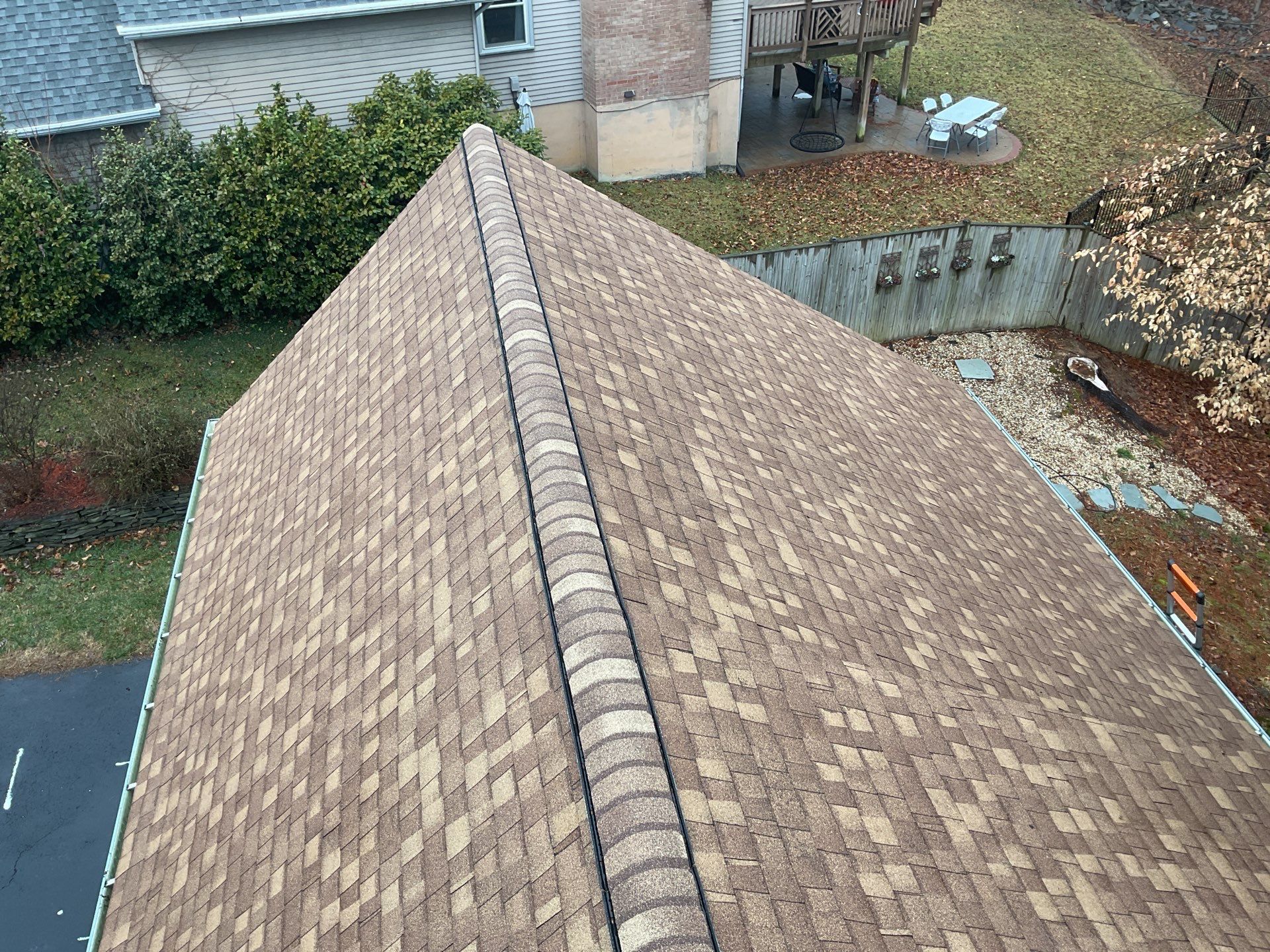 Springfield CertainTeed Landmark in Resawn Shake by RM Banning, Inc.