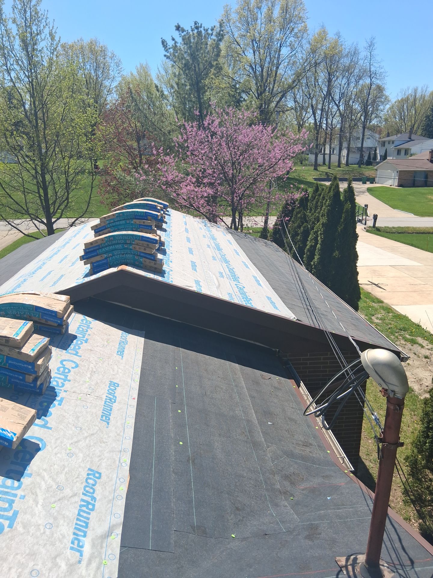 Roof and Gutter Replacement by Homestyle in Willoughby Hills by Homestyle Home Improvements (HHI)