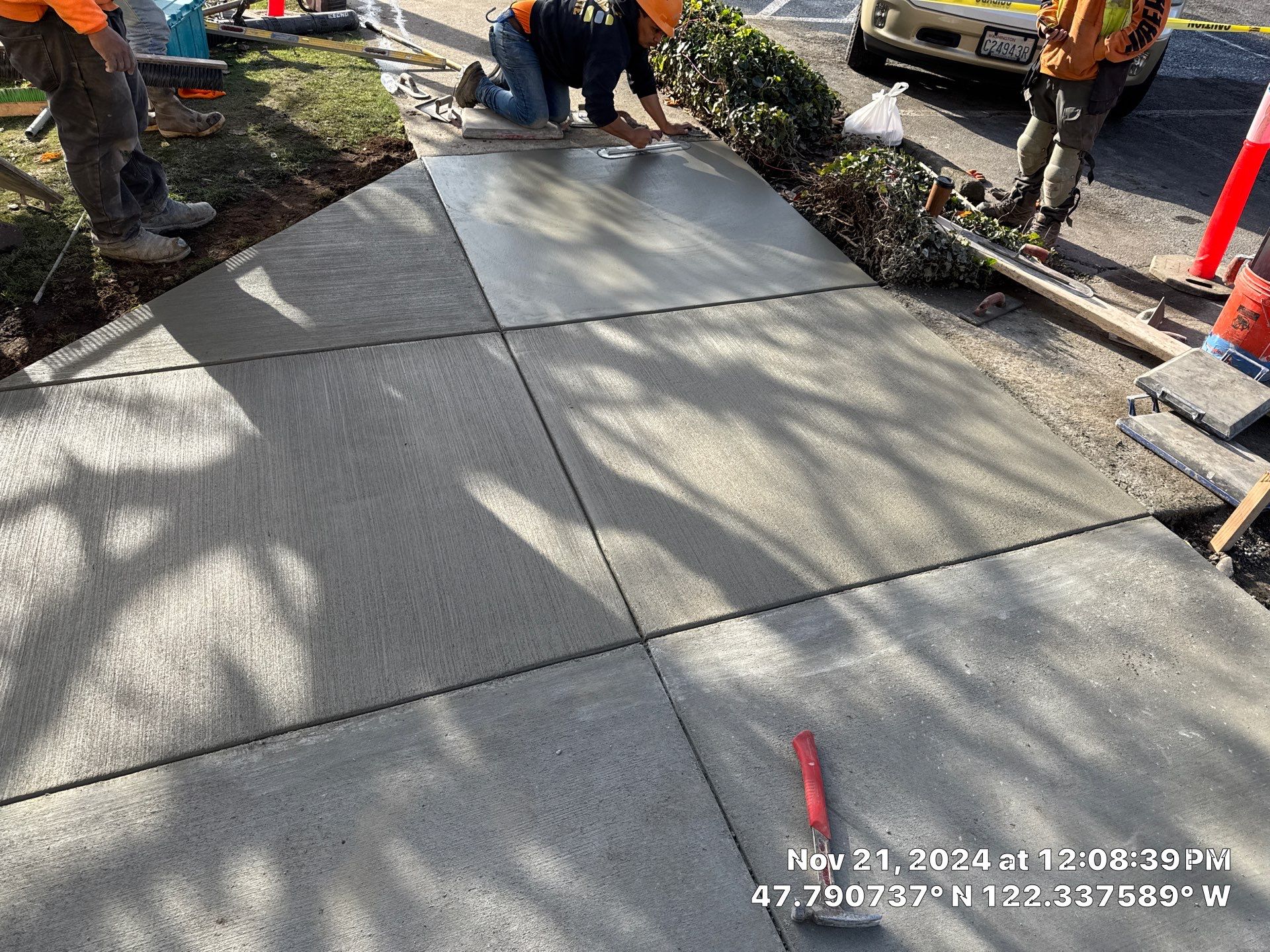 Concrete Sidewalk & Walkway |  by Jireh Asphalt & Concrete Inc 
