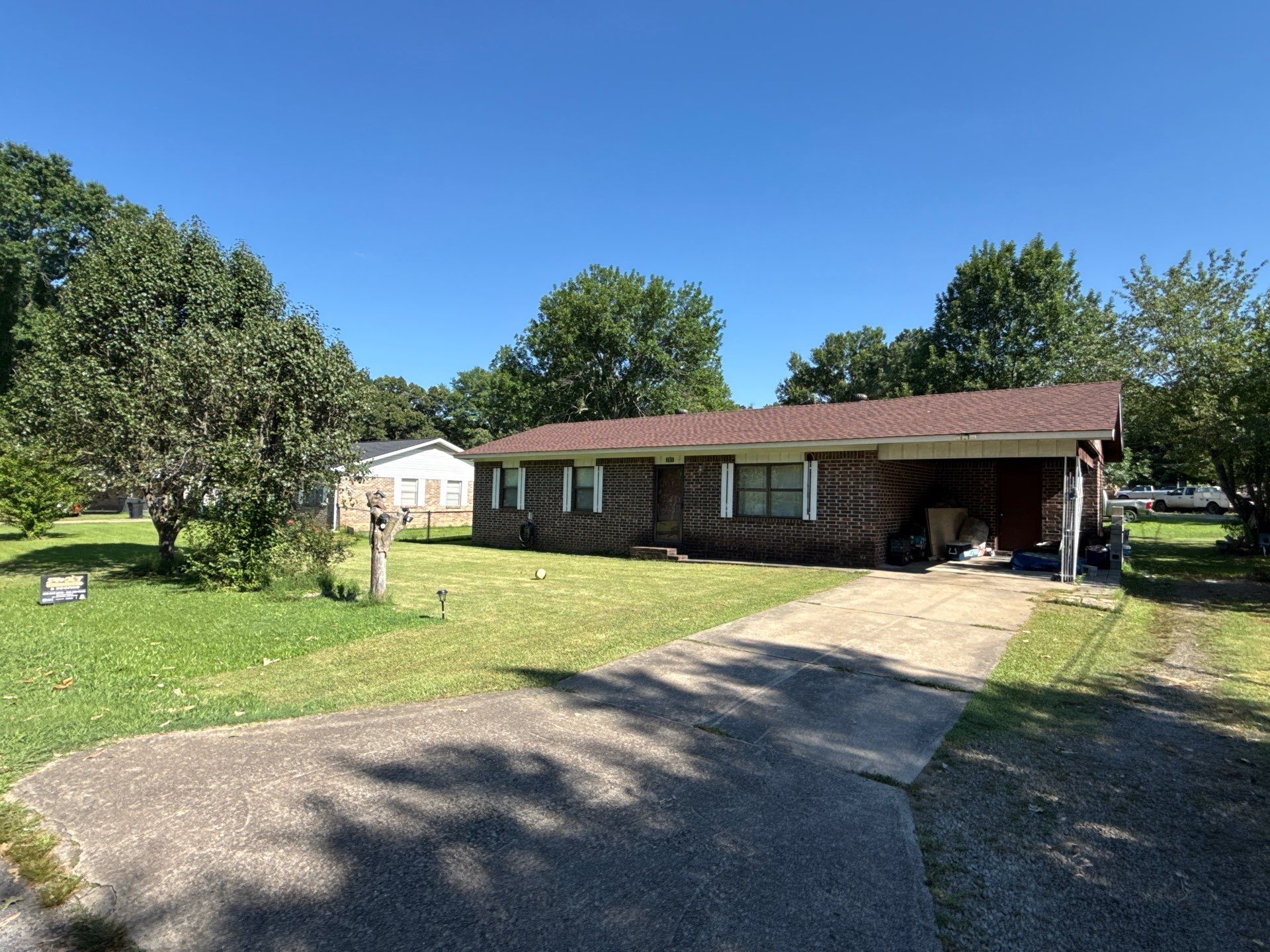 Roof replacement Waldron, AR by In & Out Construction & Remodeling, LLC