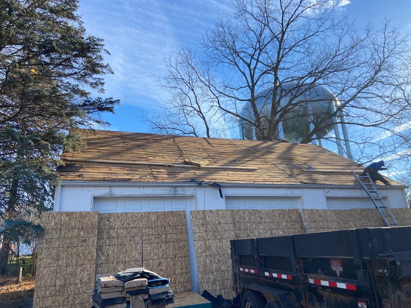 Roof Replacement using CertainTeed Landmark by 180 Contractors