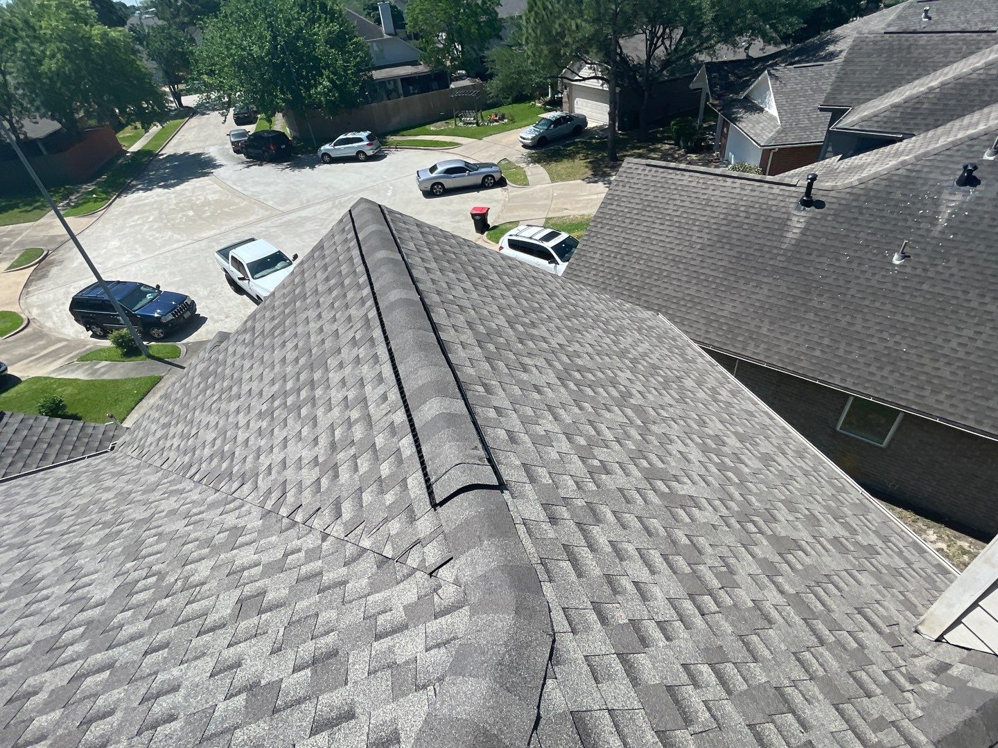 GAF HDZ - Weathered Wood by Elite Roofing LLC