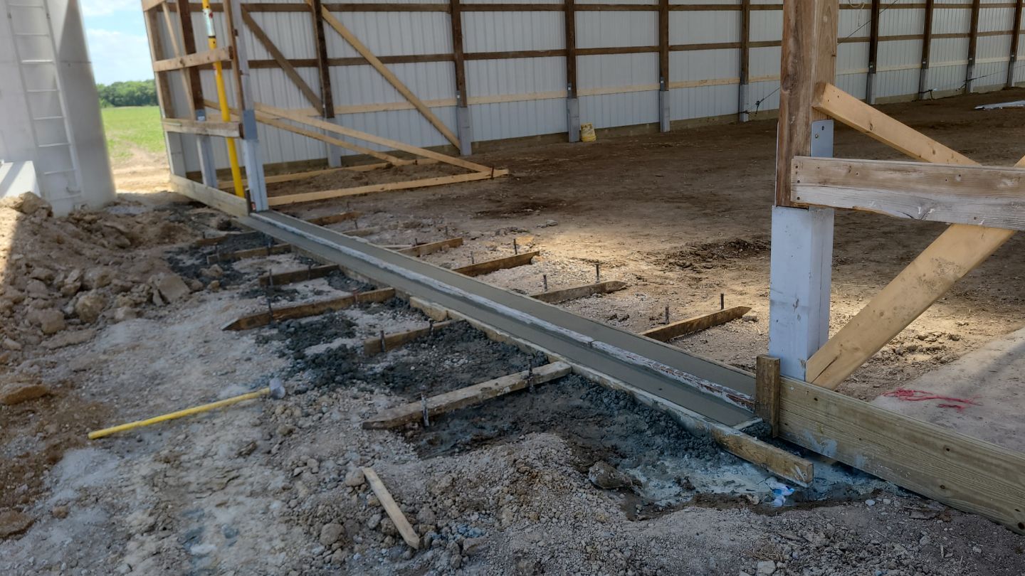 Raise post frame building by Dagny Builders