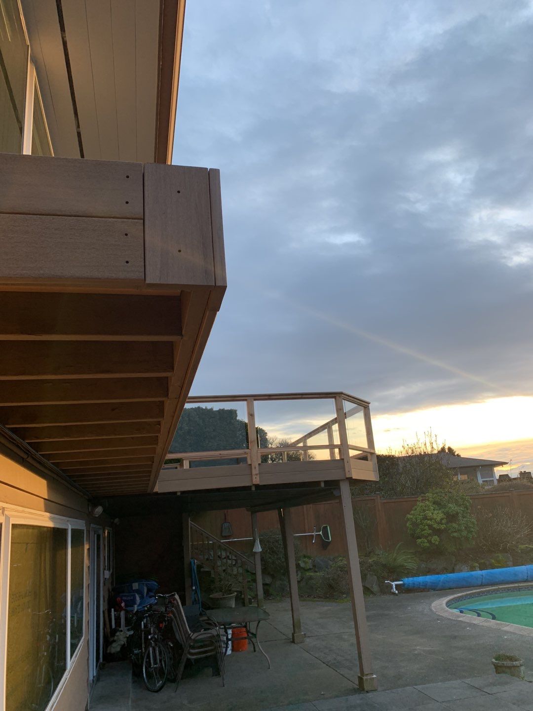 Alki Point - Glass & Azek by Alki deck builders 
