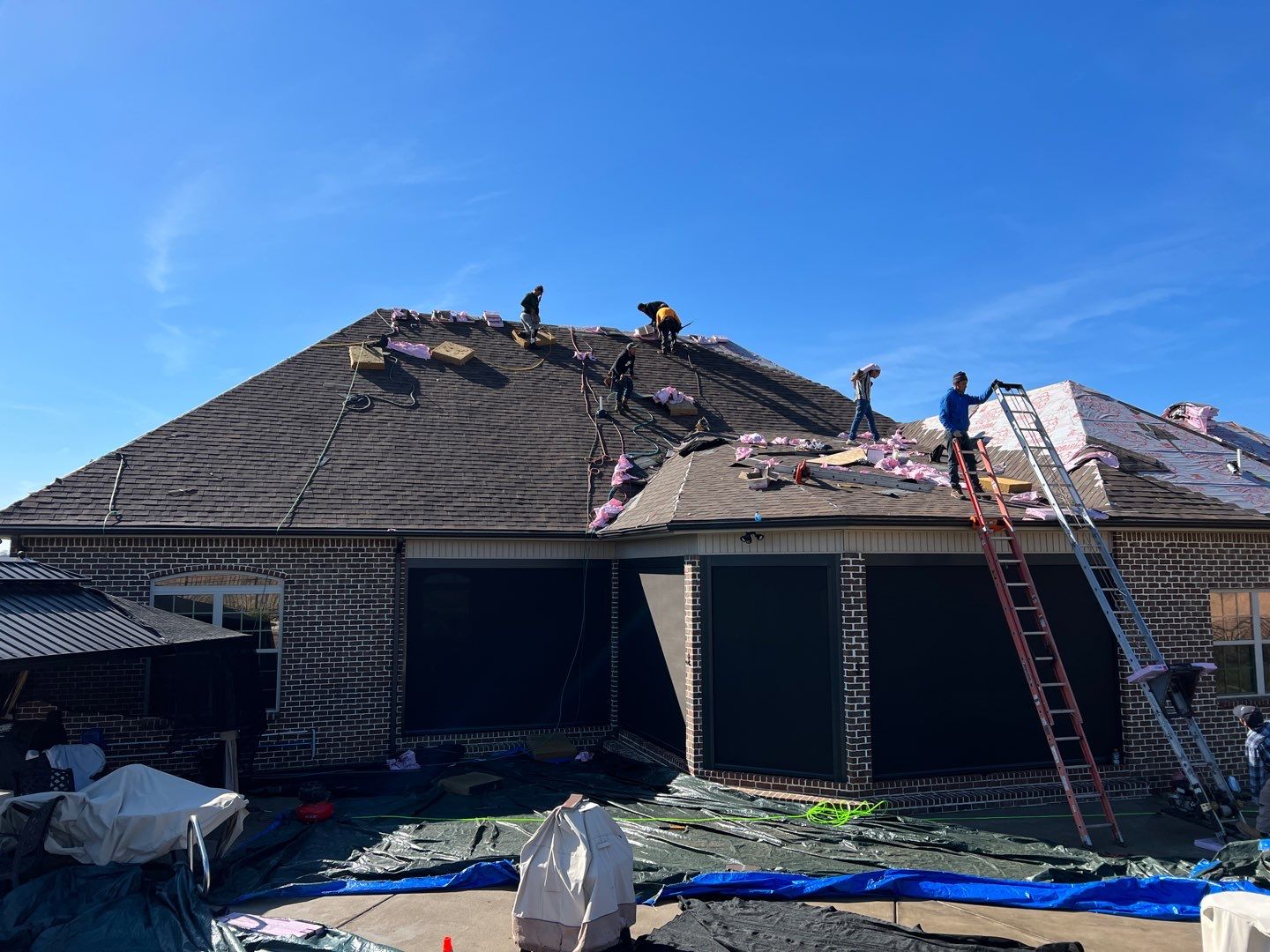 Roof replacement paid for by USAA - Duration shingles in Teak by Undersun Roofing 