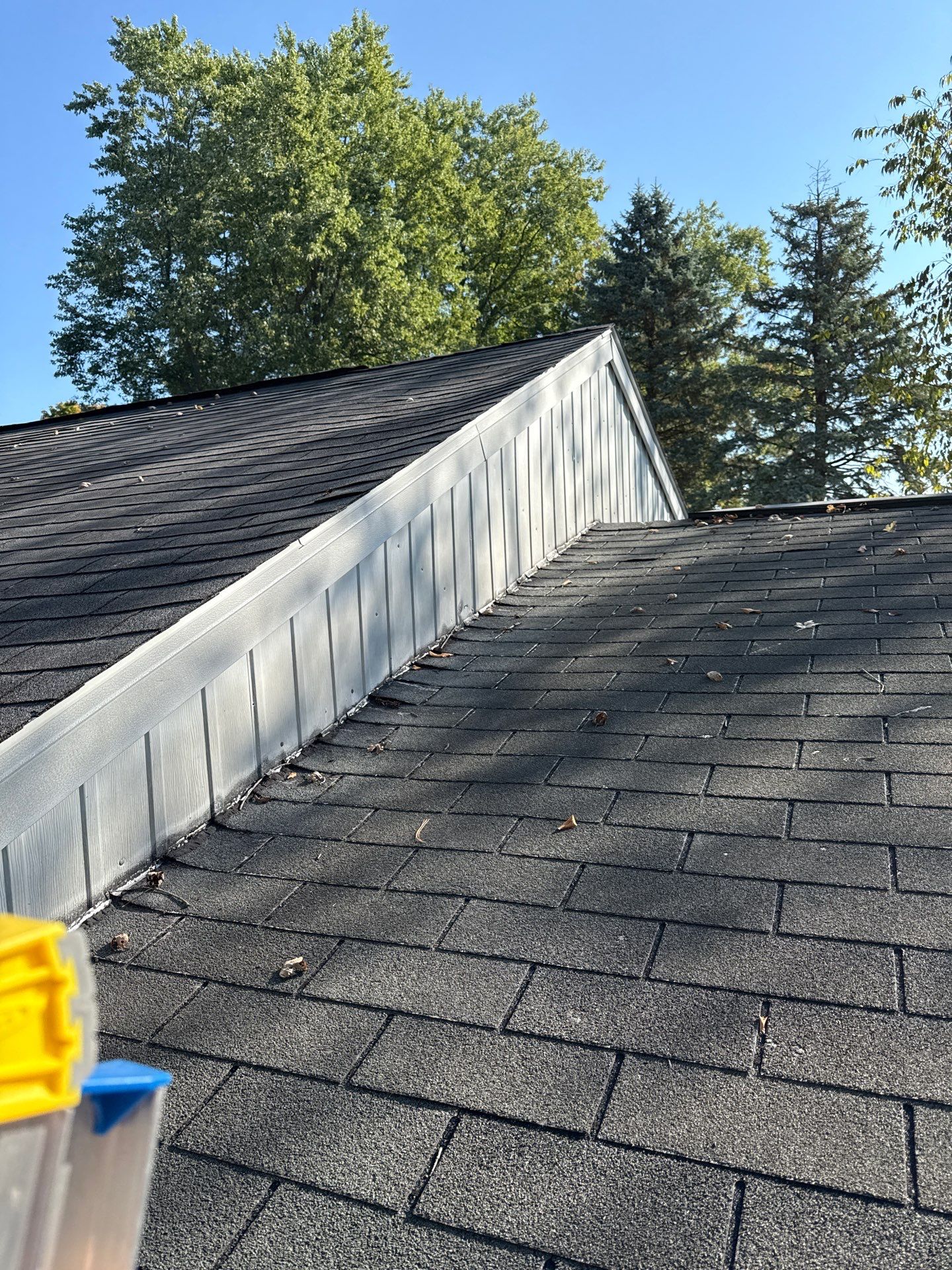 Roof Replacement using Owens Corning Estate Gray by 180 Contractors