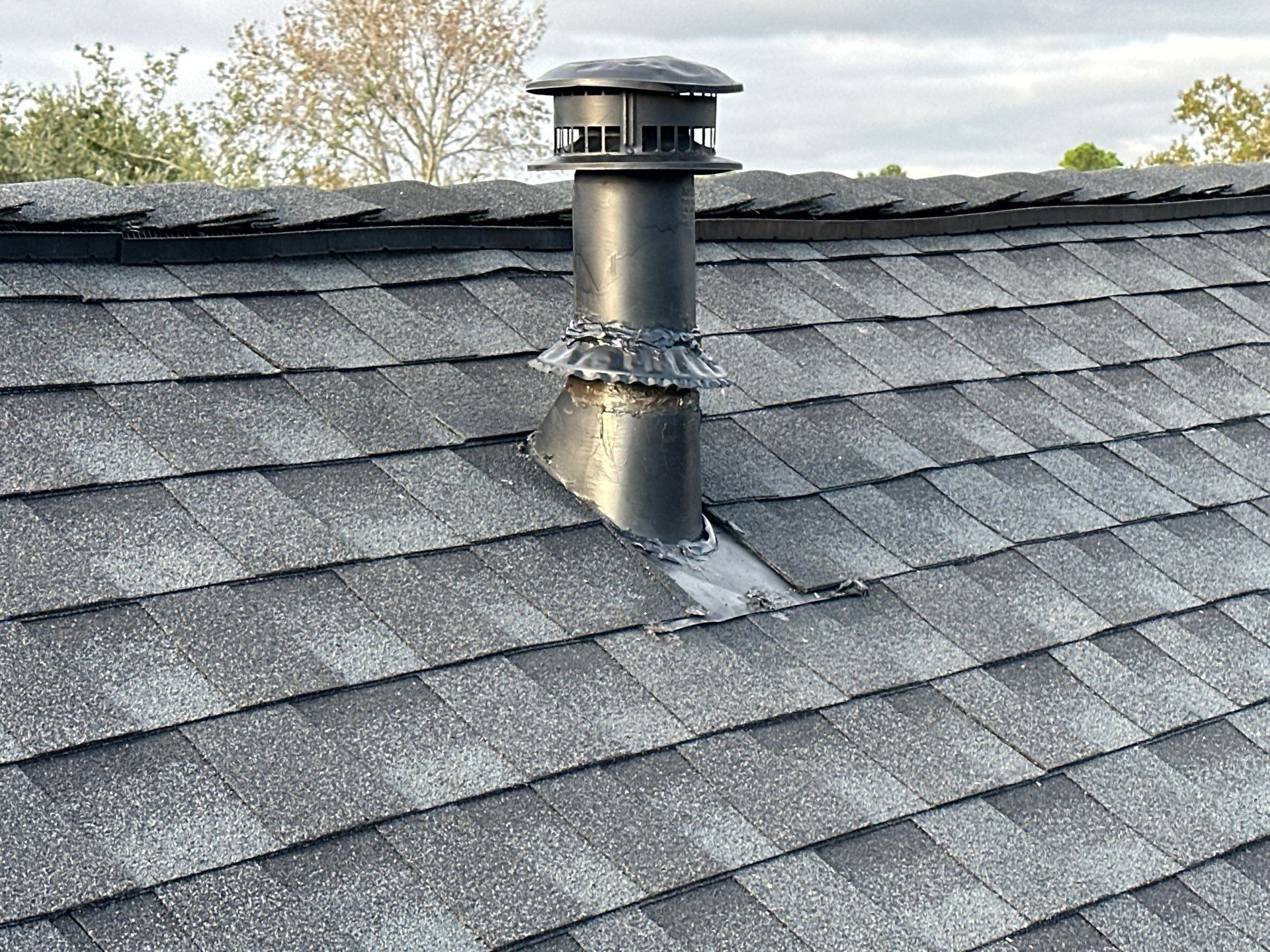 GAF HDZ CHARCOAL W/ PREMIUM RIDGE Z by Motion Roofing