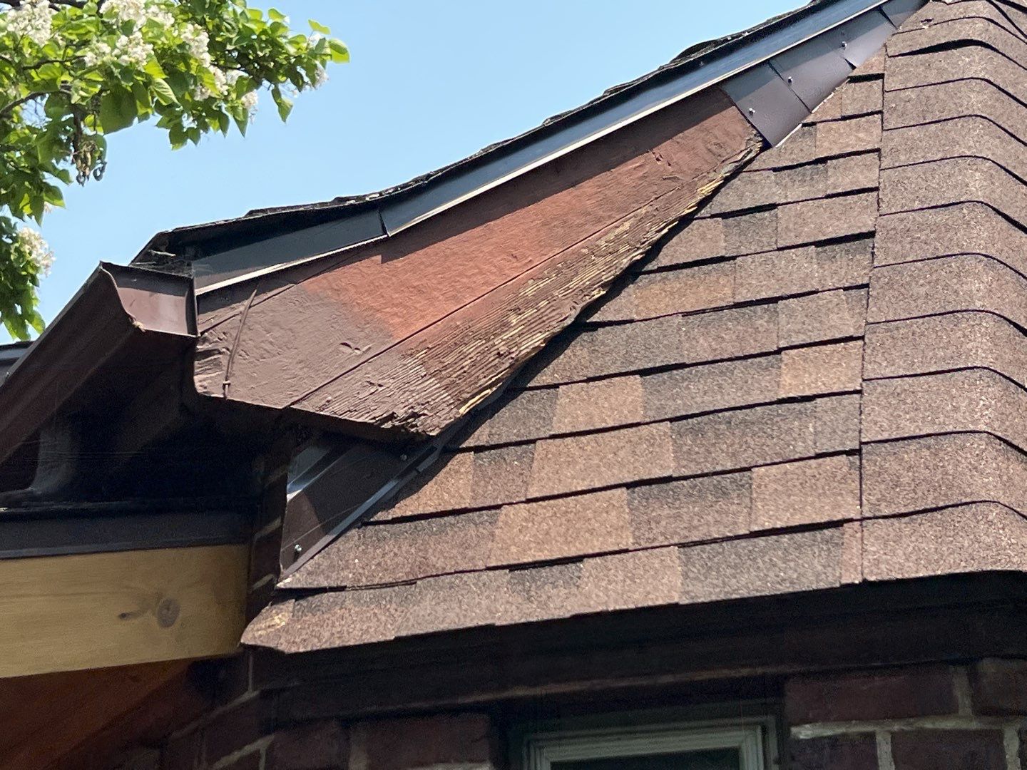 Residential Roofing Installation using Owens Corning TruDefinition Duration STORM by A to Z Roofing