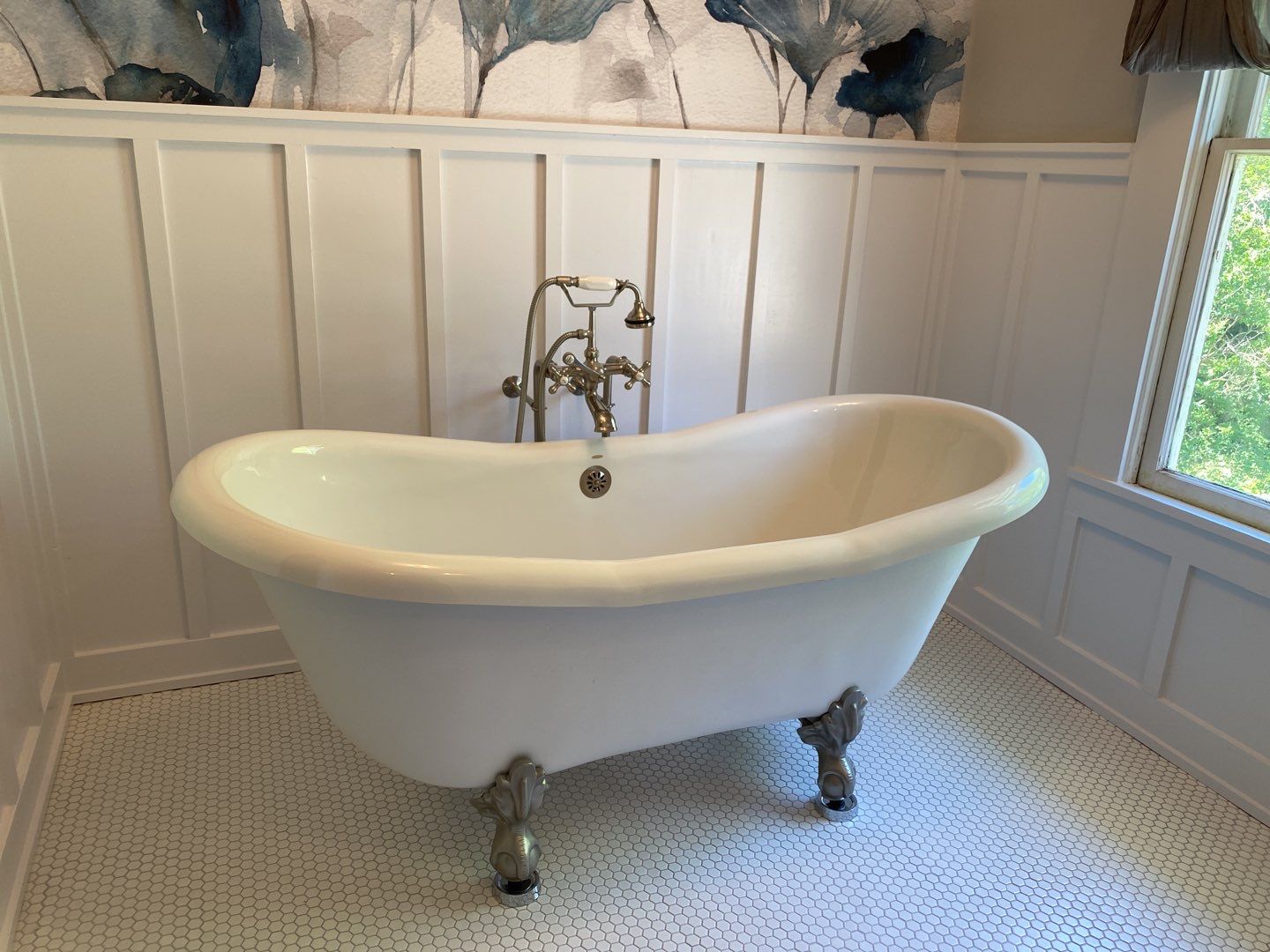 Historic Home Built in 1900 Bathroom Remodel by SLM General Contractors & Roofing