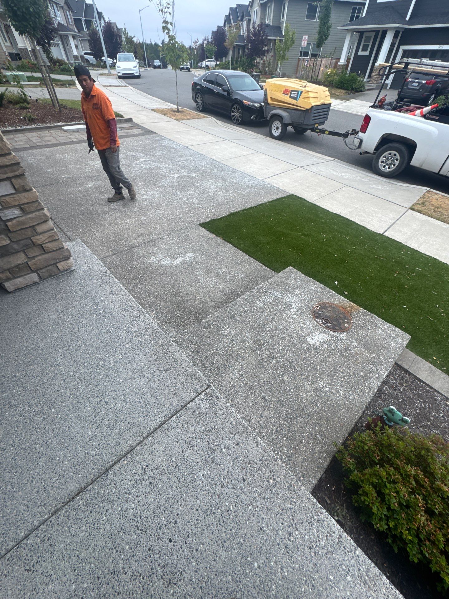 Concrete Driveway Makeover | Snohomish  by Jireh Asphalt & Concrete Inc 