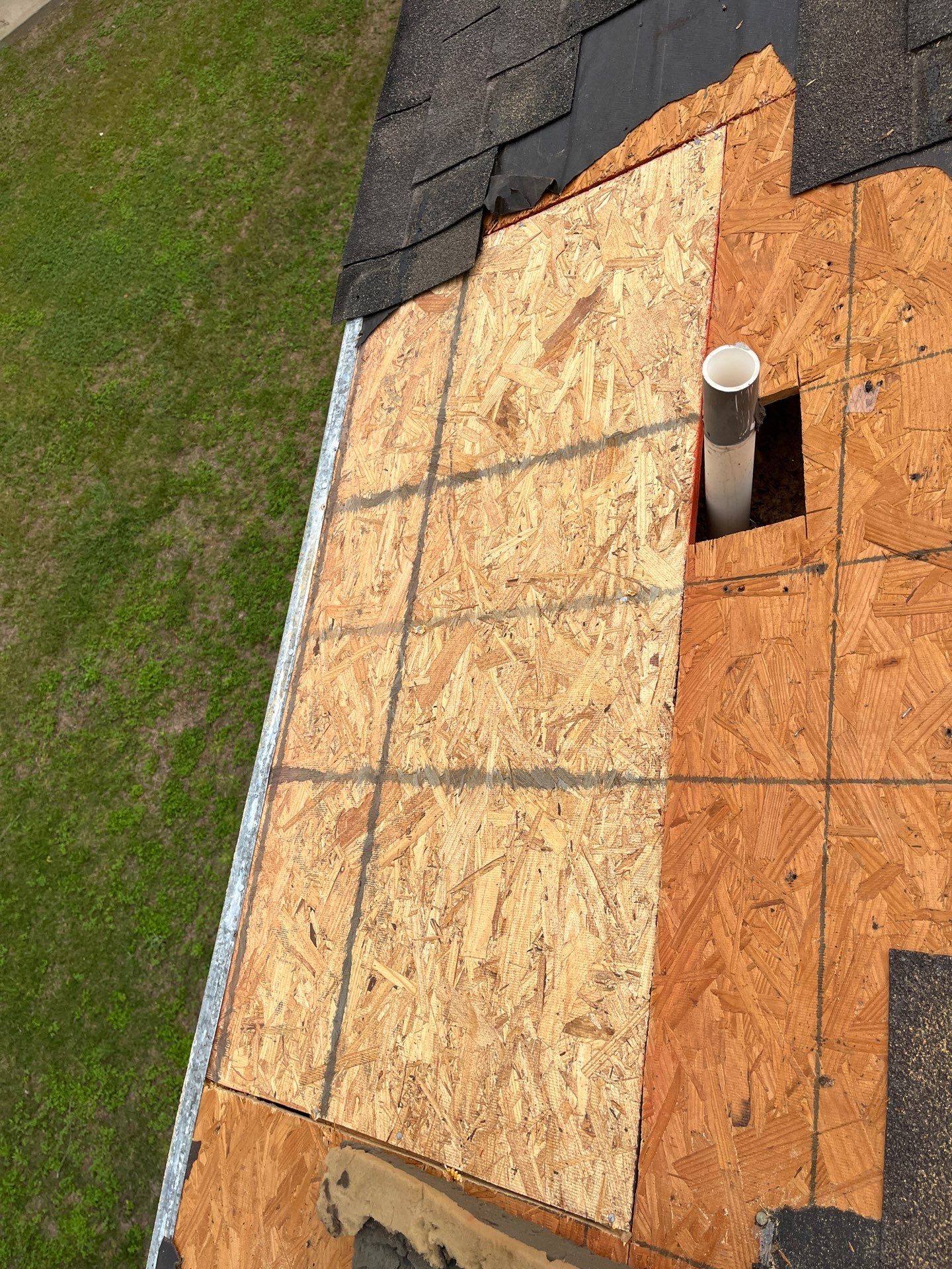 Residential Roofing Repair using Owen's Corning Duration (Lifetime) Shingles by Roof Repair Company
