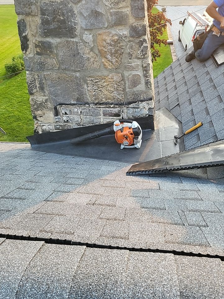 ATLAS PINNACLE COLOR: PEWTER by Eagle Eye Roofing