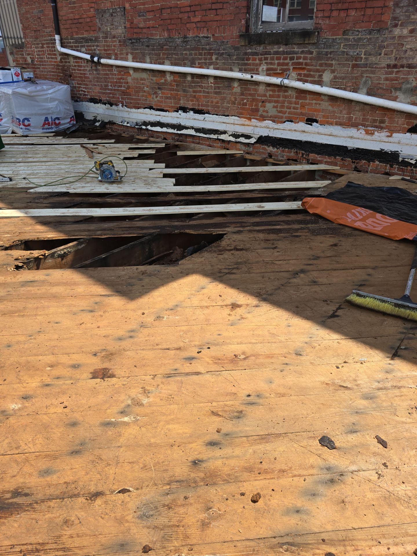 Commercial Roofing Installation using EPDM  by Rainstoppers Roofing