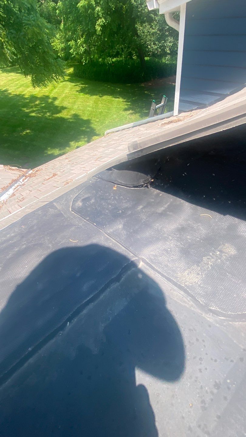 DaVinci Roof Installation with Snow Guards in Oconomowoc Lake by Custom Installations