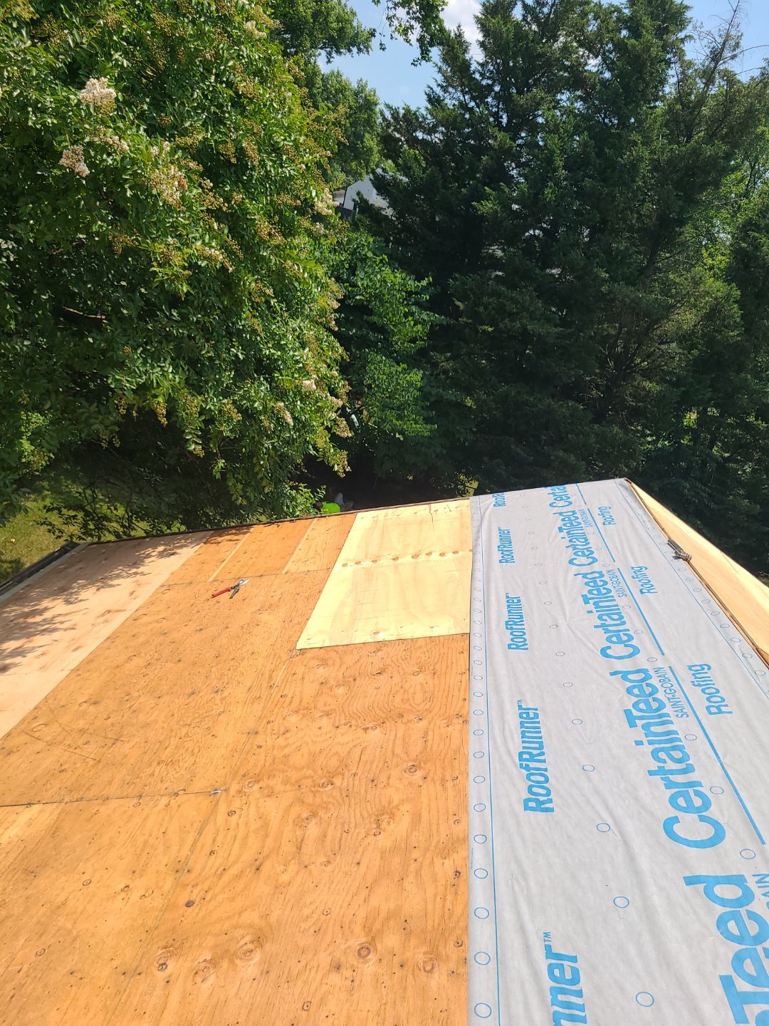 Arlington: Roof Replacement with CertainTeed Landmark Pro in Max Def Georgetown Gray by RM Banning, Inc.