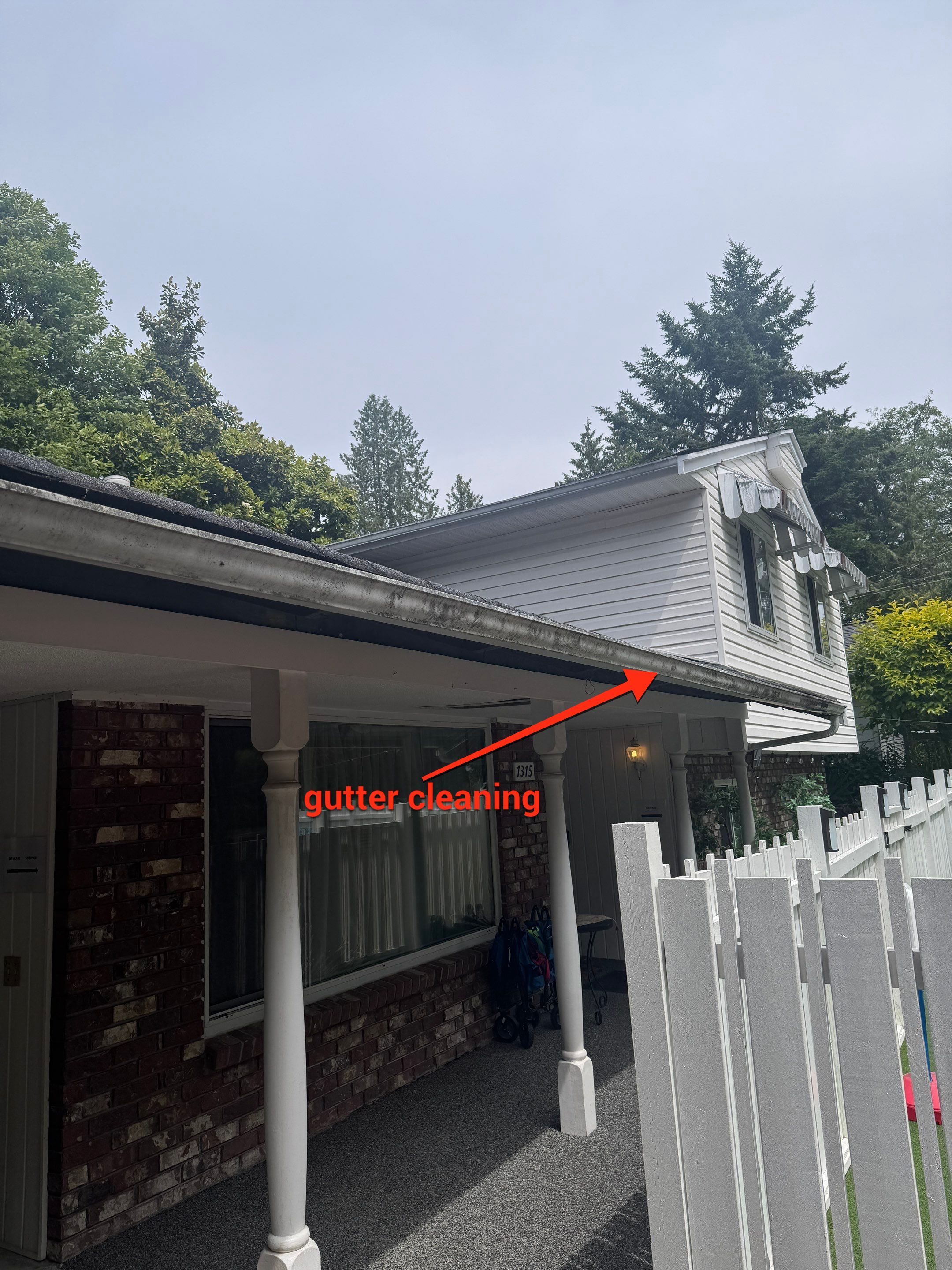 New Gutter by YVR Construction Group