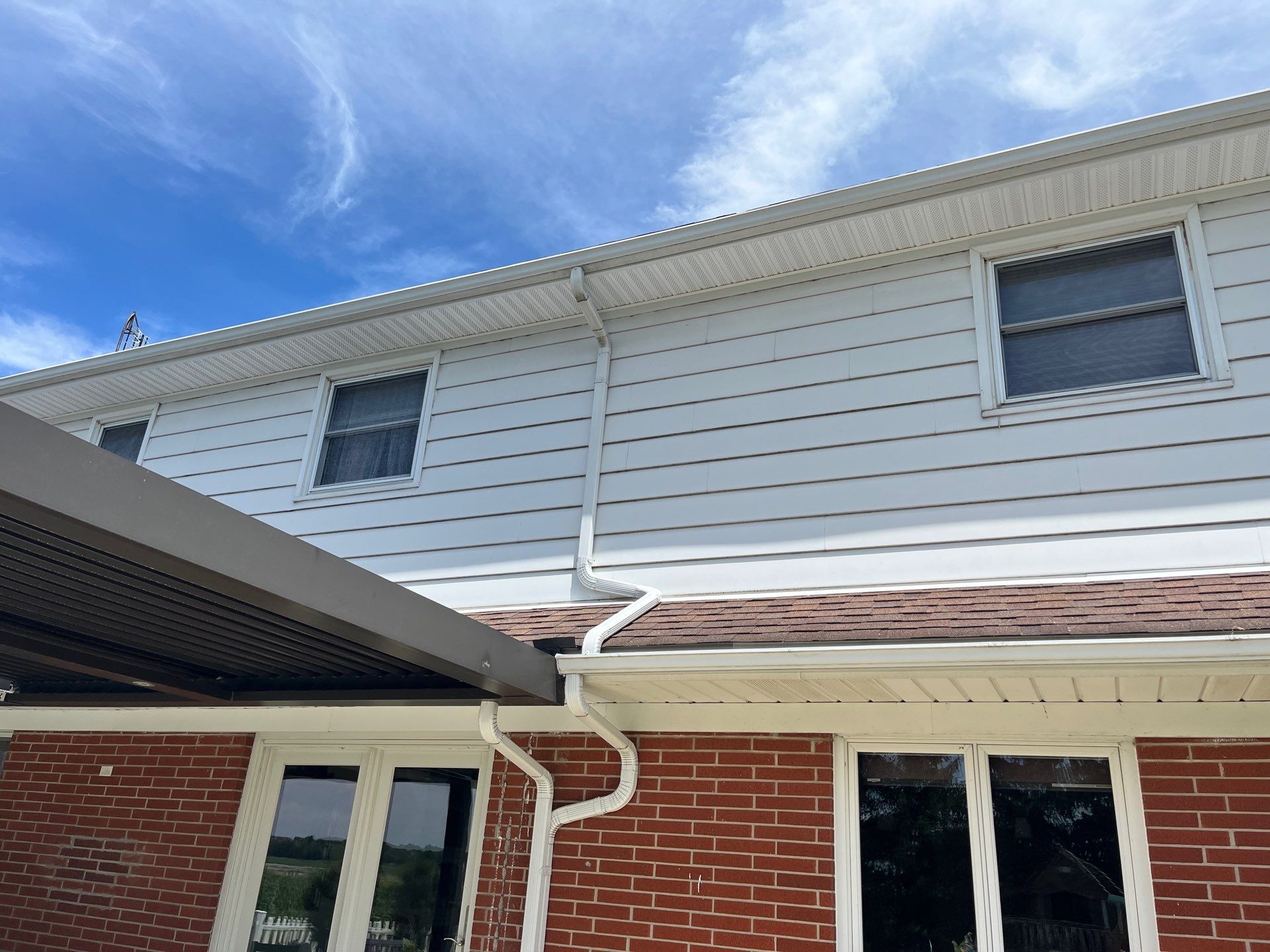 Soffit/fascia replacement by Nitro Roofing and Construction