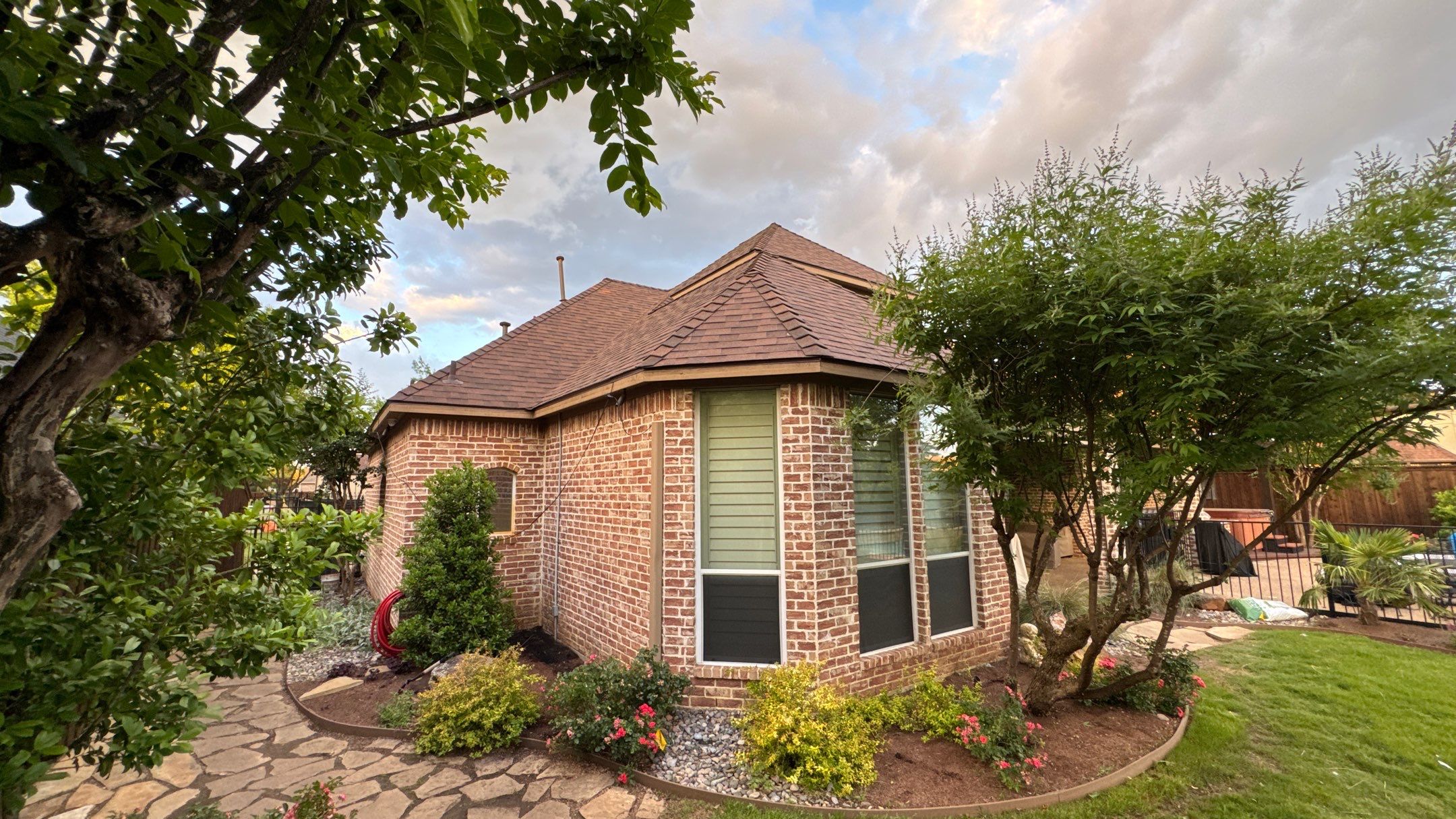 Residential Roofing Installation using Malarkey Legacy Scotchgard Shingles by Harvey Roofing & Construction