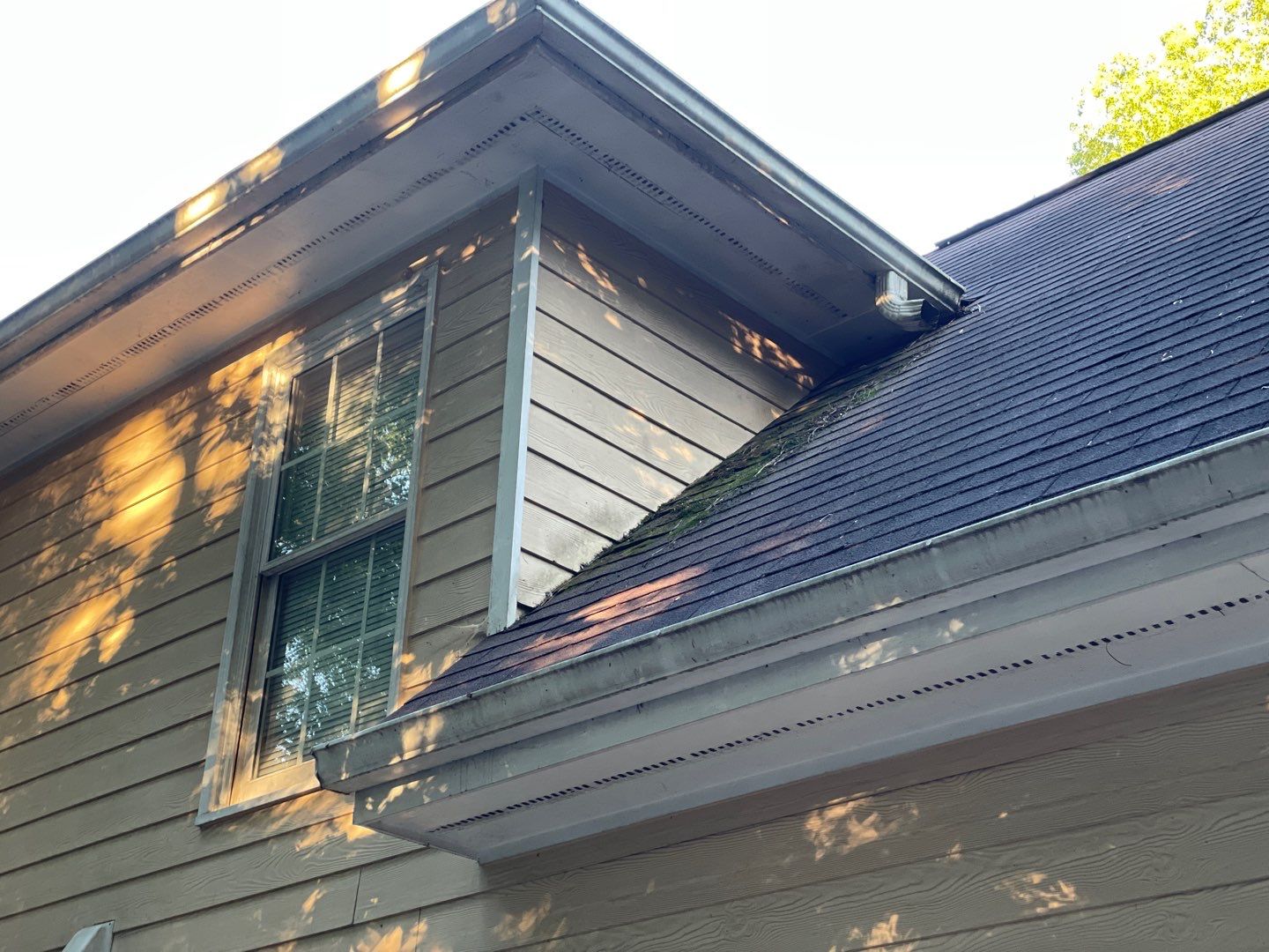Residential Roofing Installation using Owens Corning Chateau Green  by Inspector Roofing and Restoration