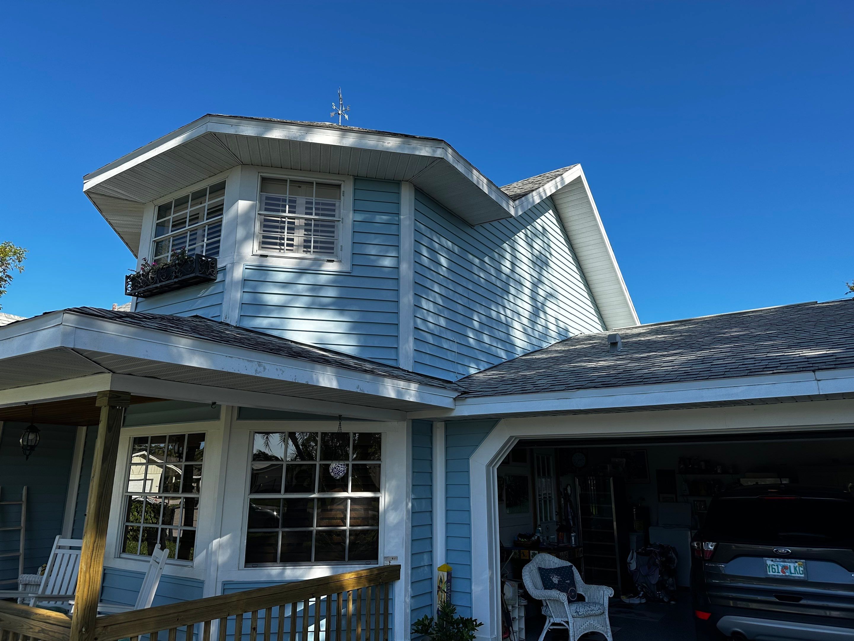 Splash Guard Gutters and 6-Inch Gutter installation in Fort Myers FL by Gutter Professors